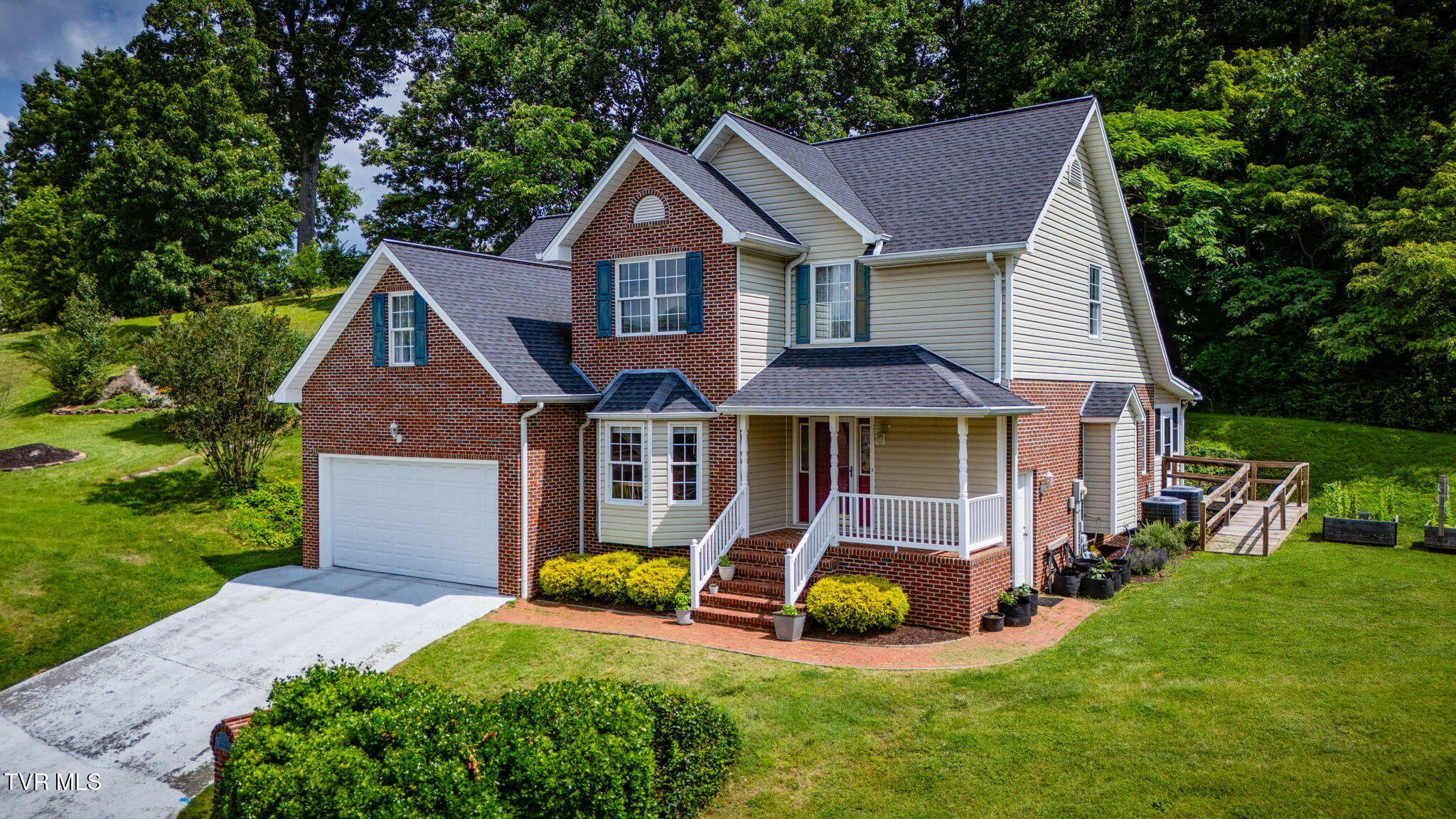 4402 Pickwick Court