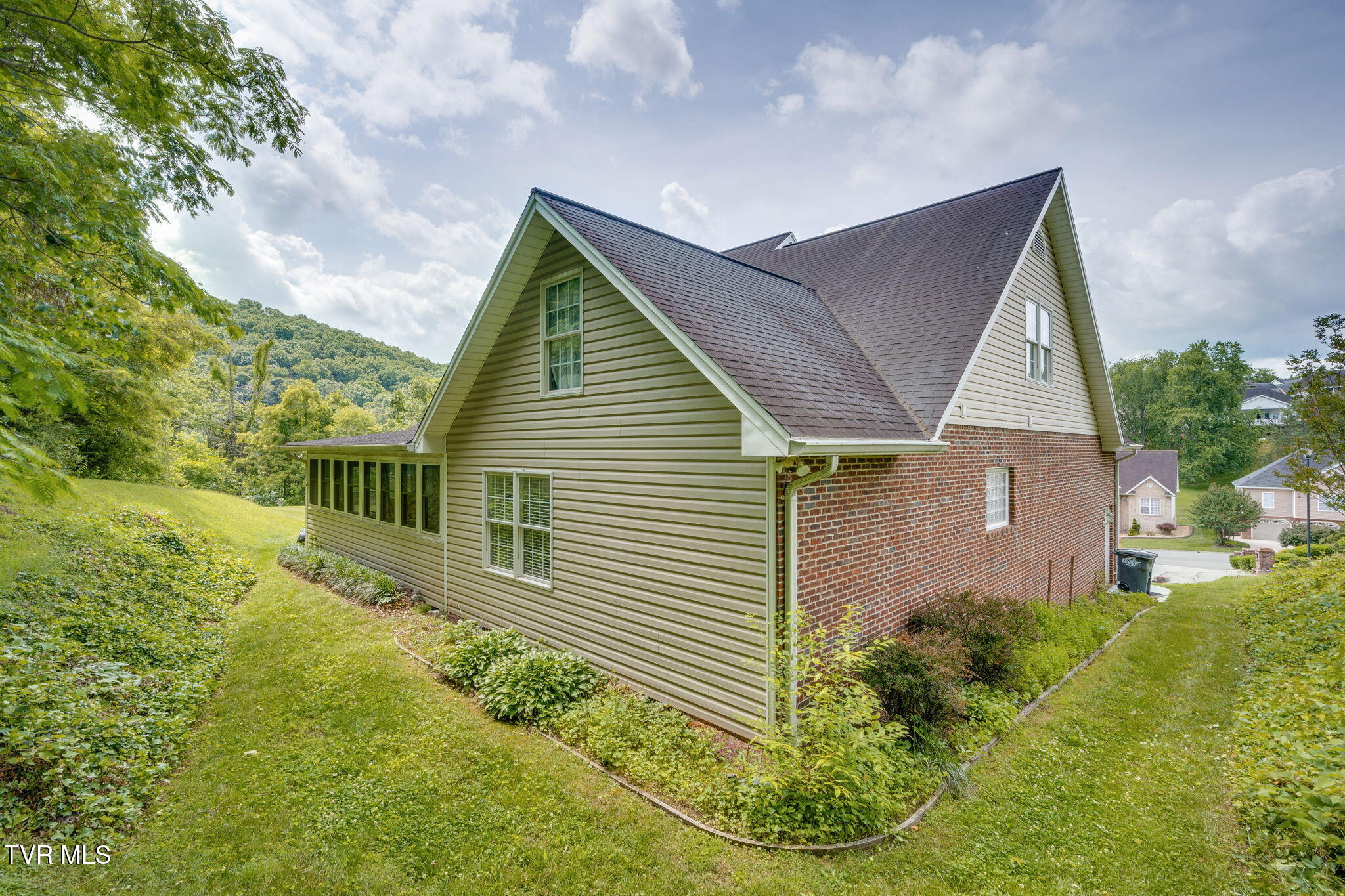 4402 Pickwick Court