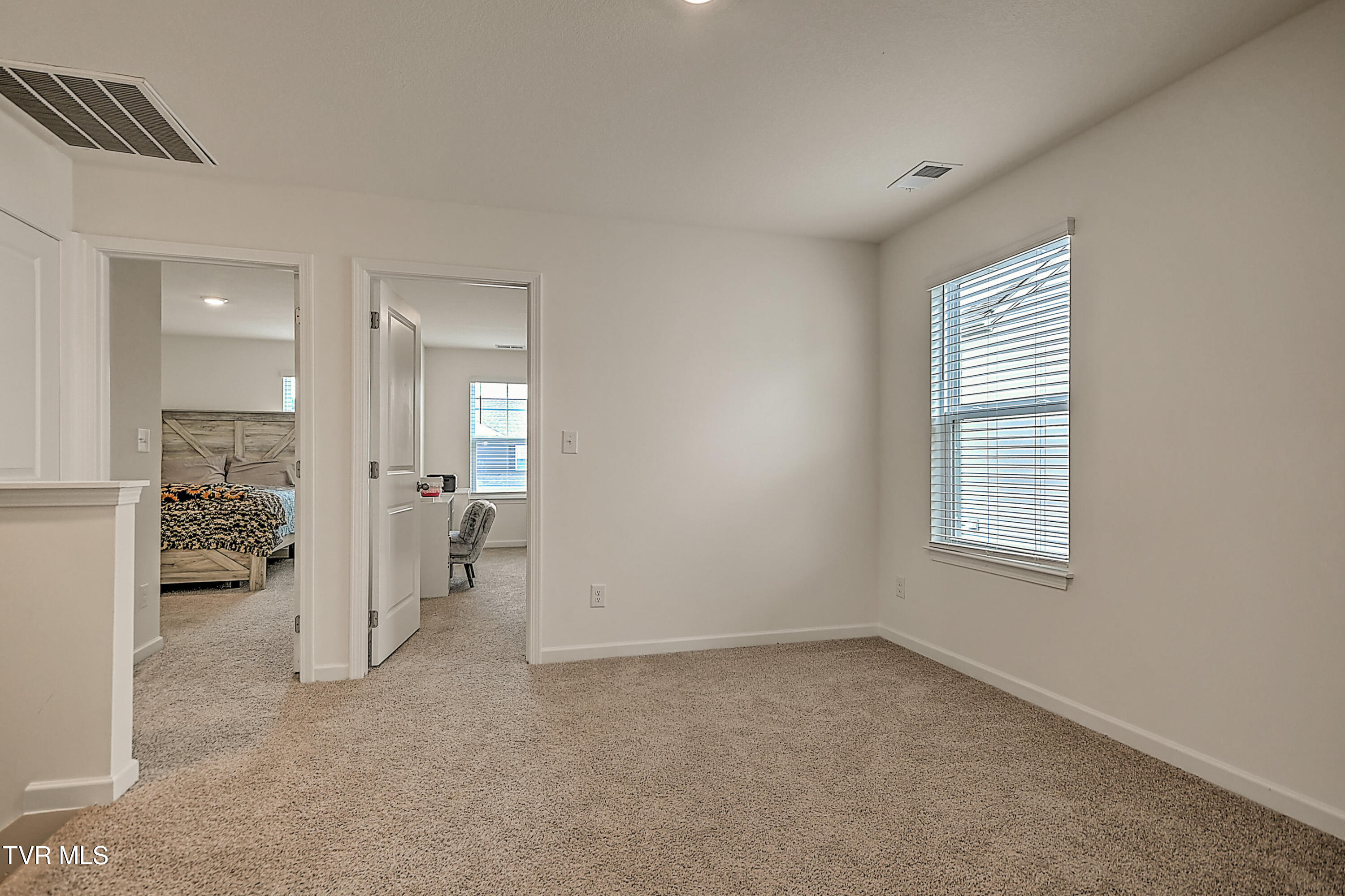 1228 Cherry Grove