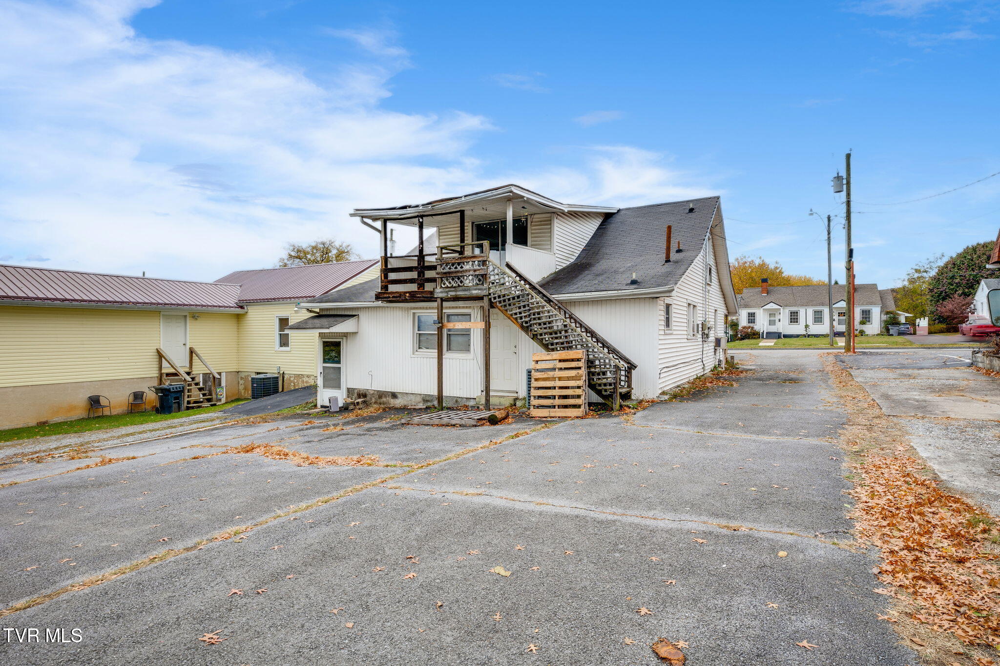 1713 Edgemont Avenue