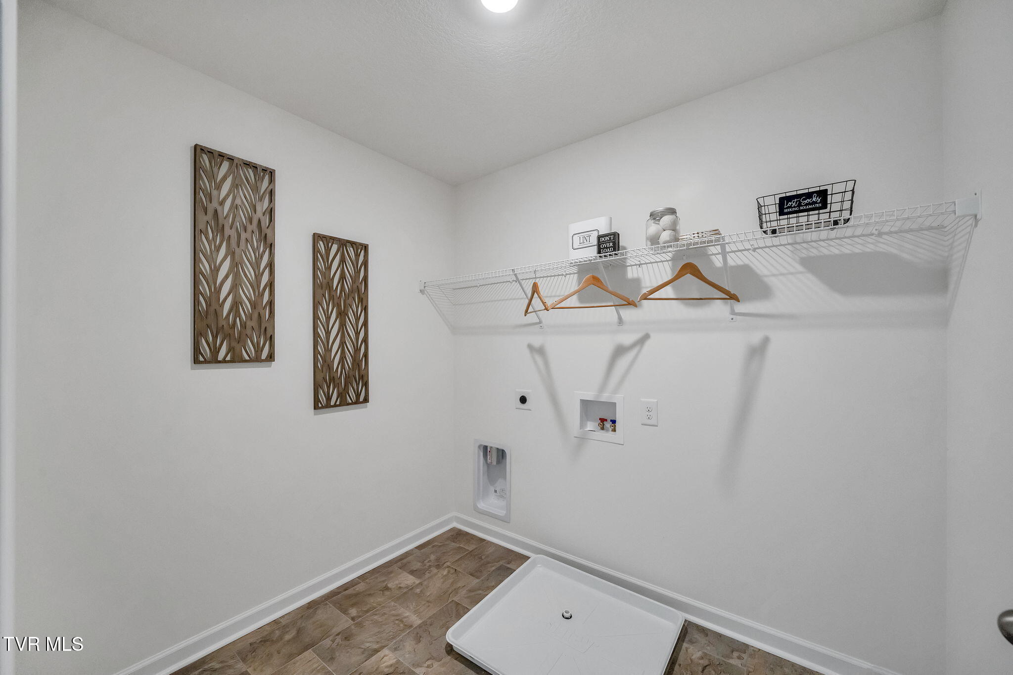 229 Artist Avenue