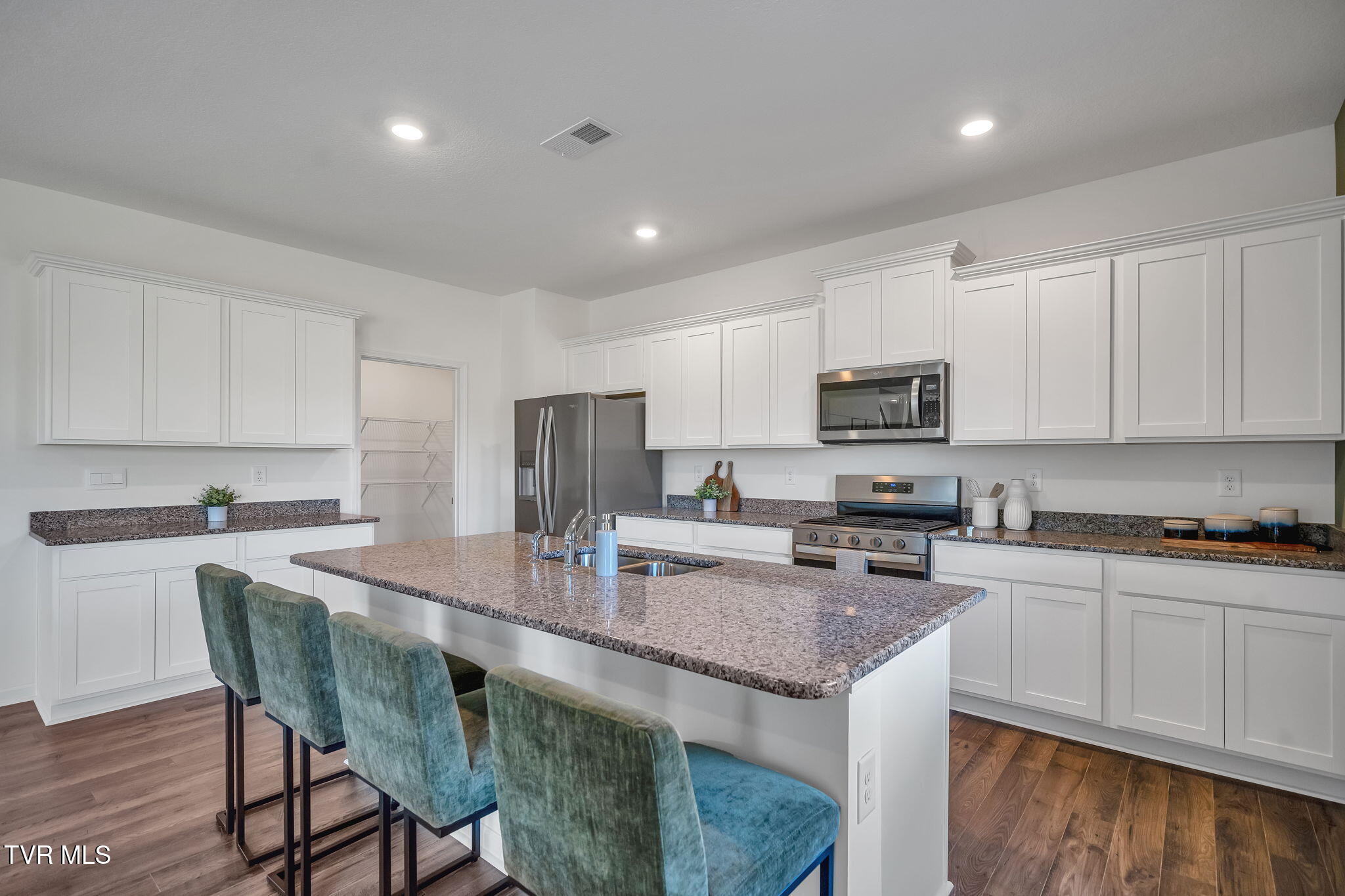 229 Artist Avenue