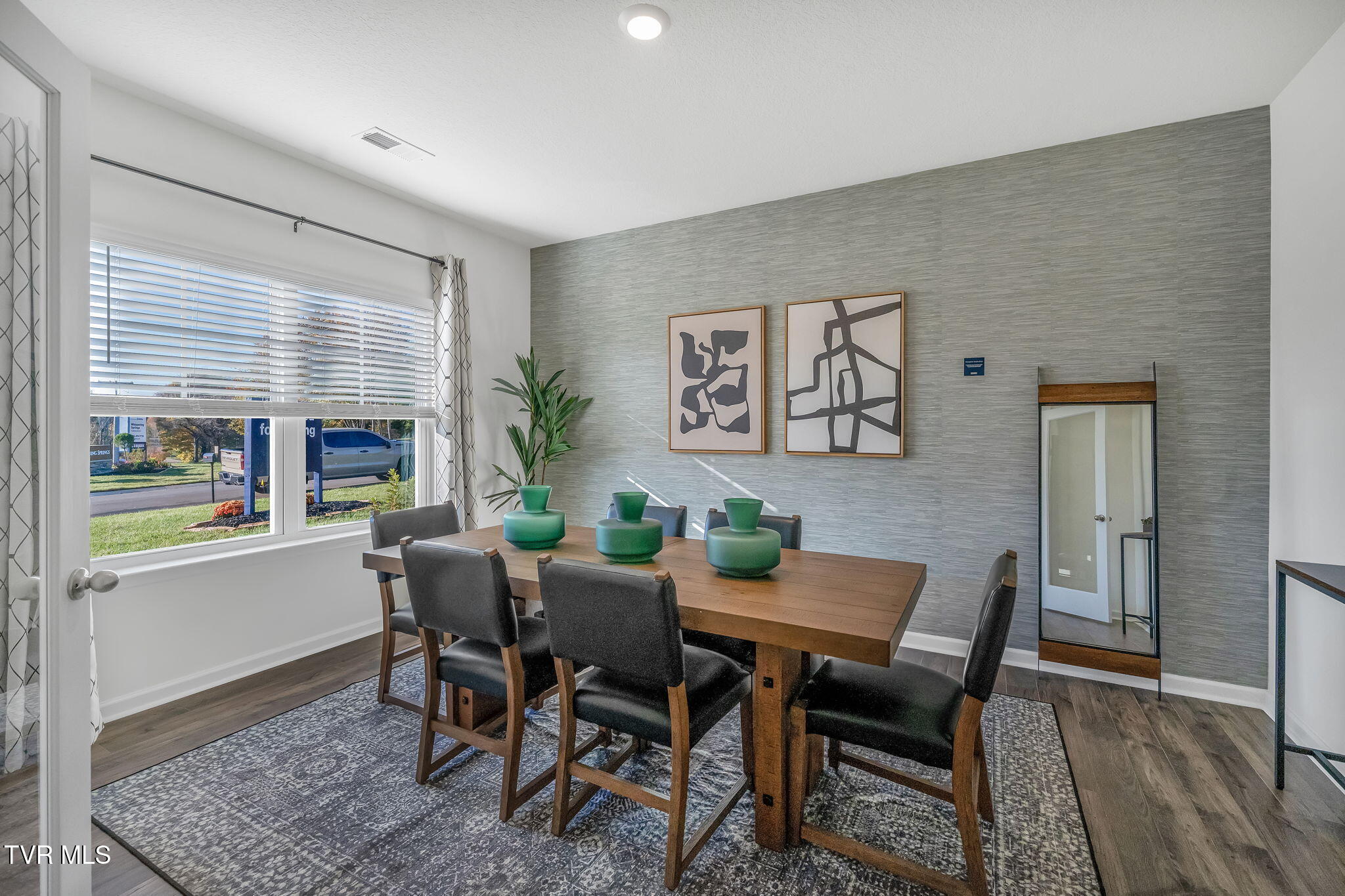 229 Artist Avenue