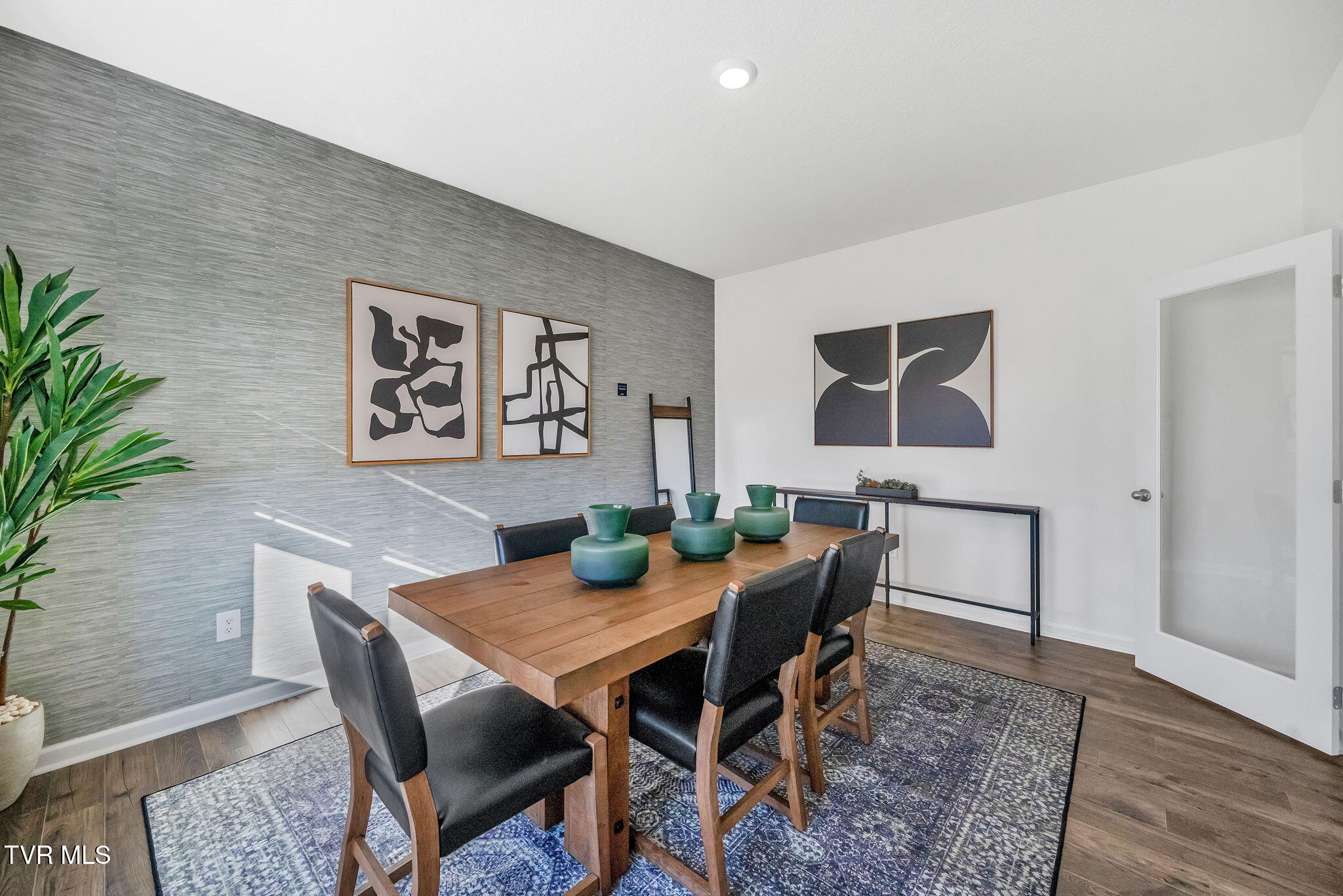 229 Artist Avenue