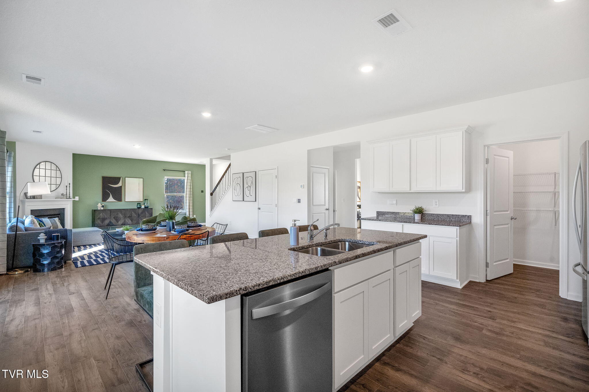 229 Artist Avenue