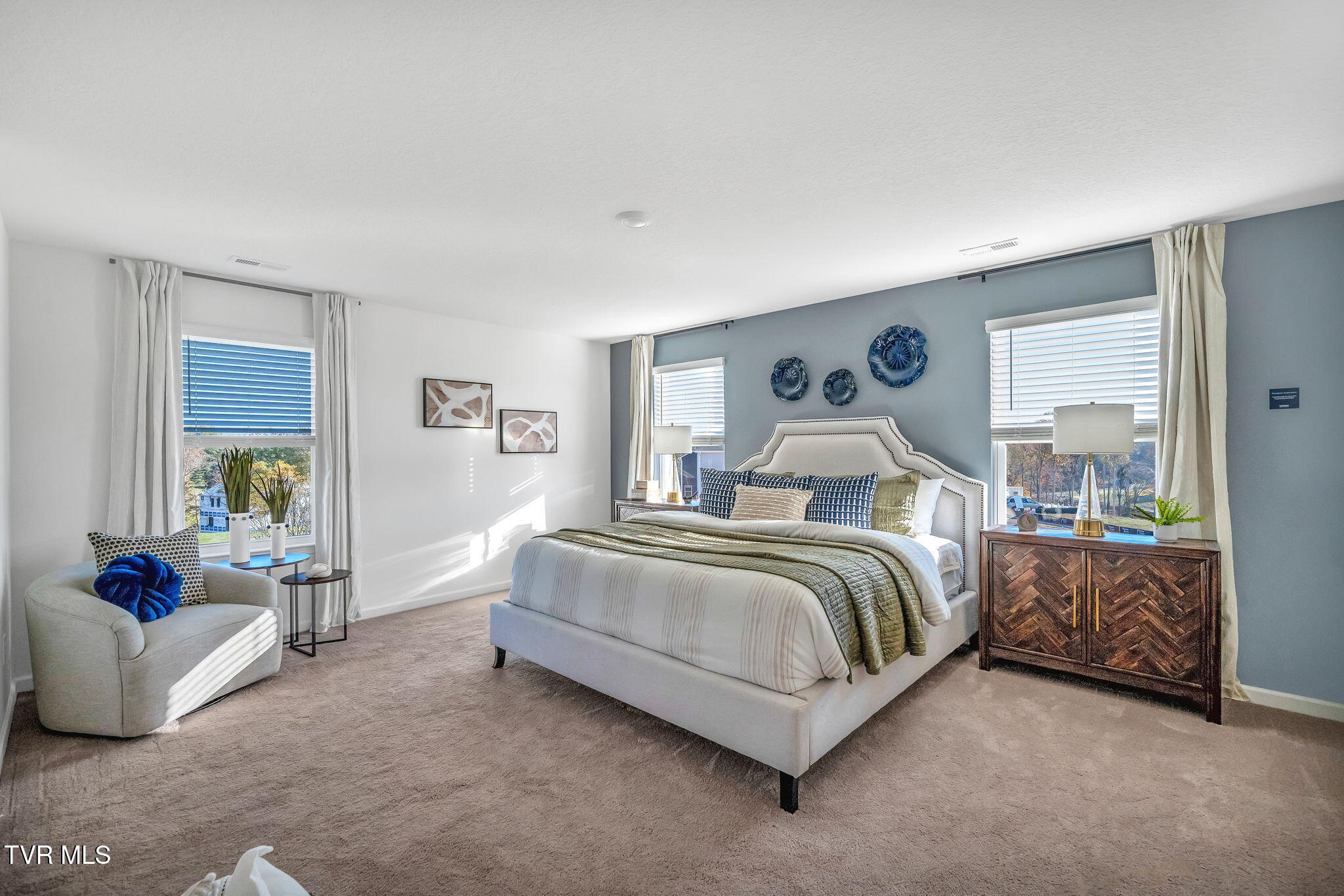 229 Artist Avenue