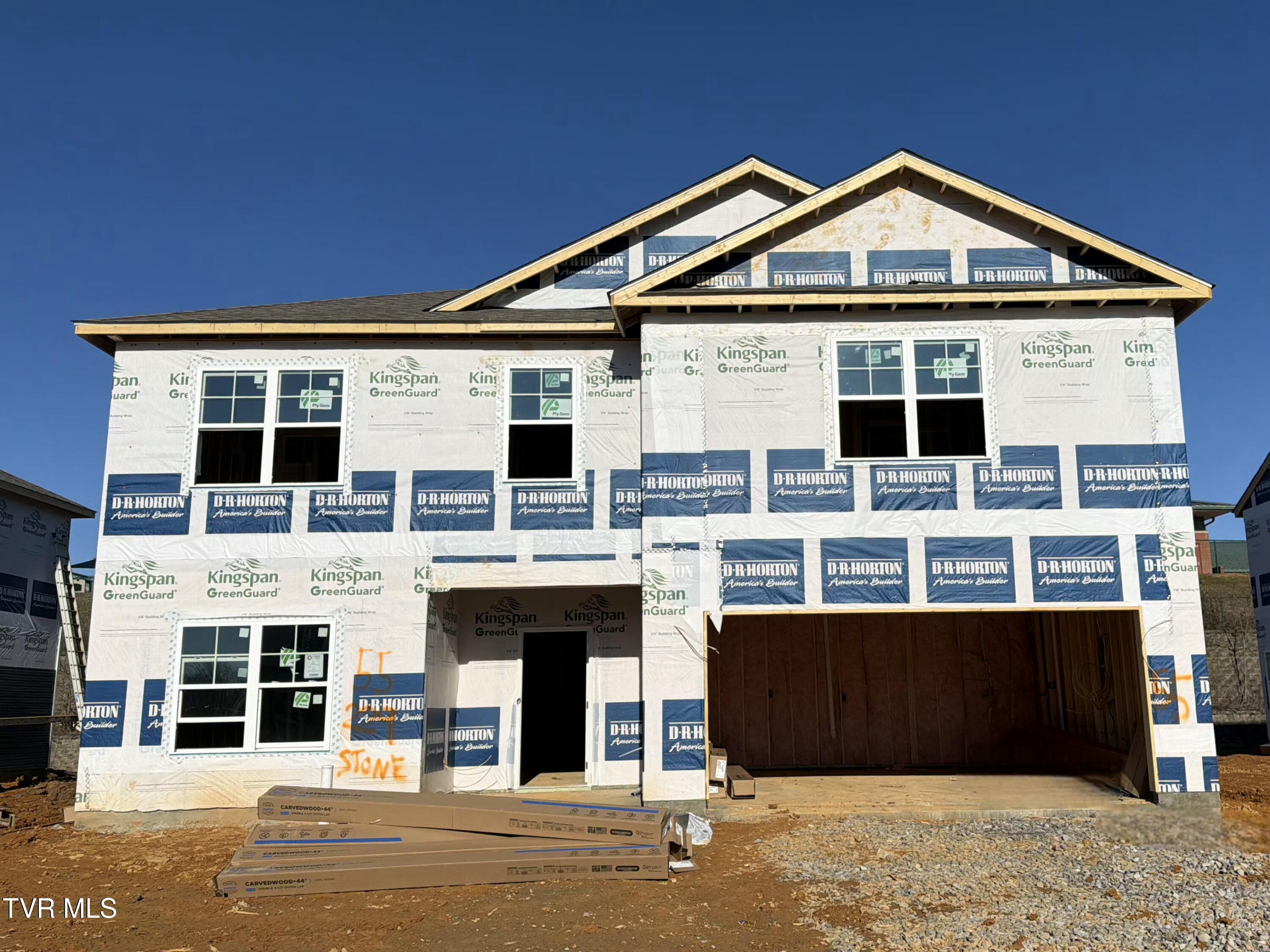 229 Artist Avenue