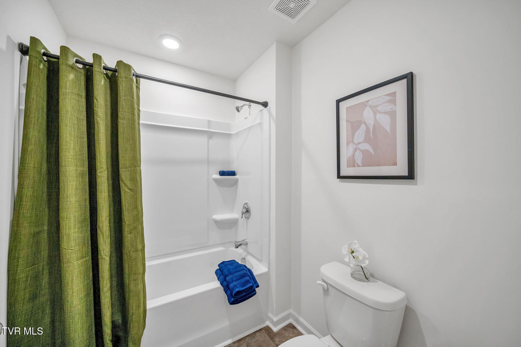 229 Artist Avenue