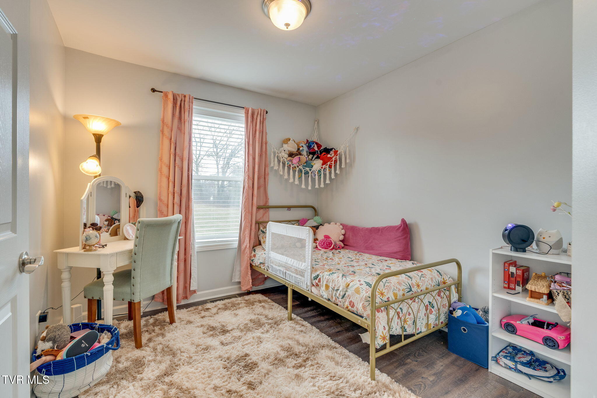 425 Manchester Place -