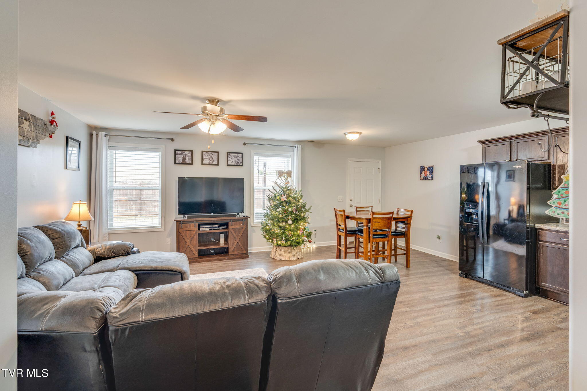 425 Manchester Place -