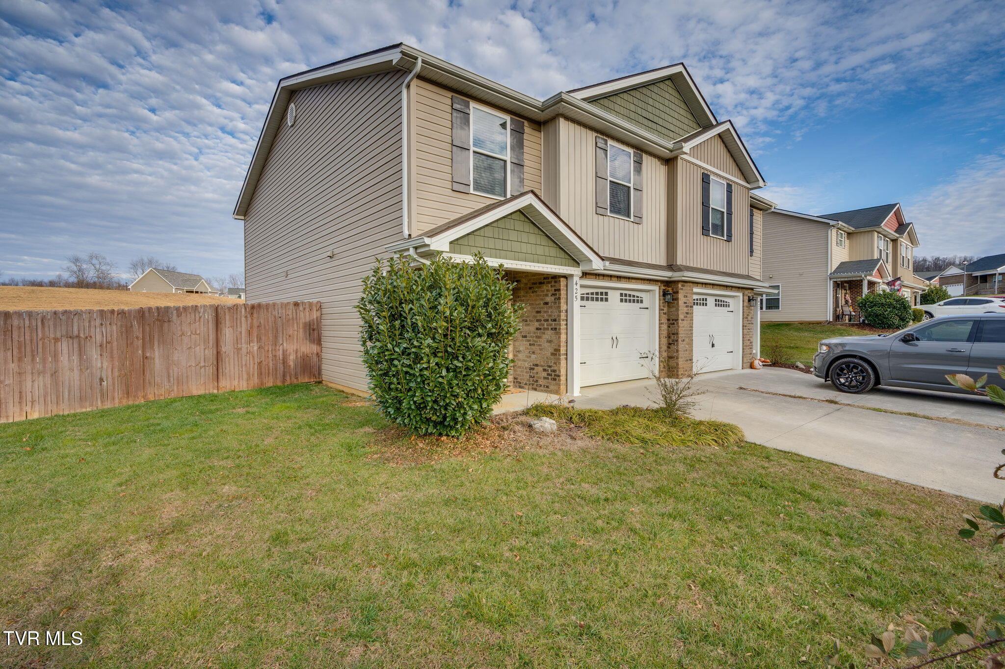 425 Manchester Place -