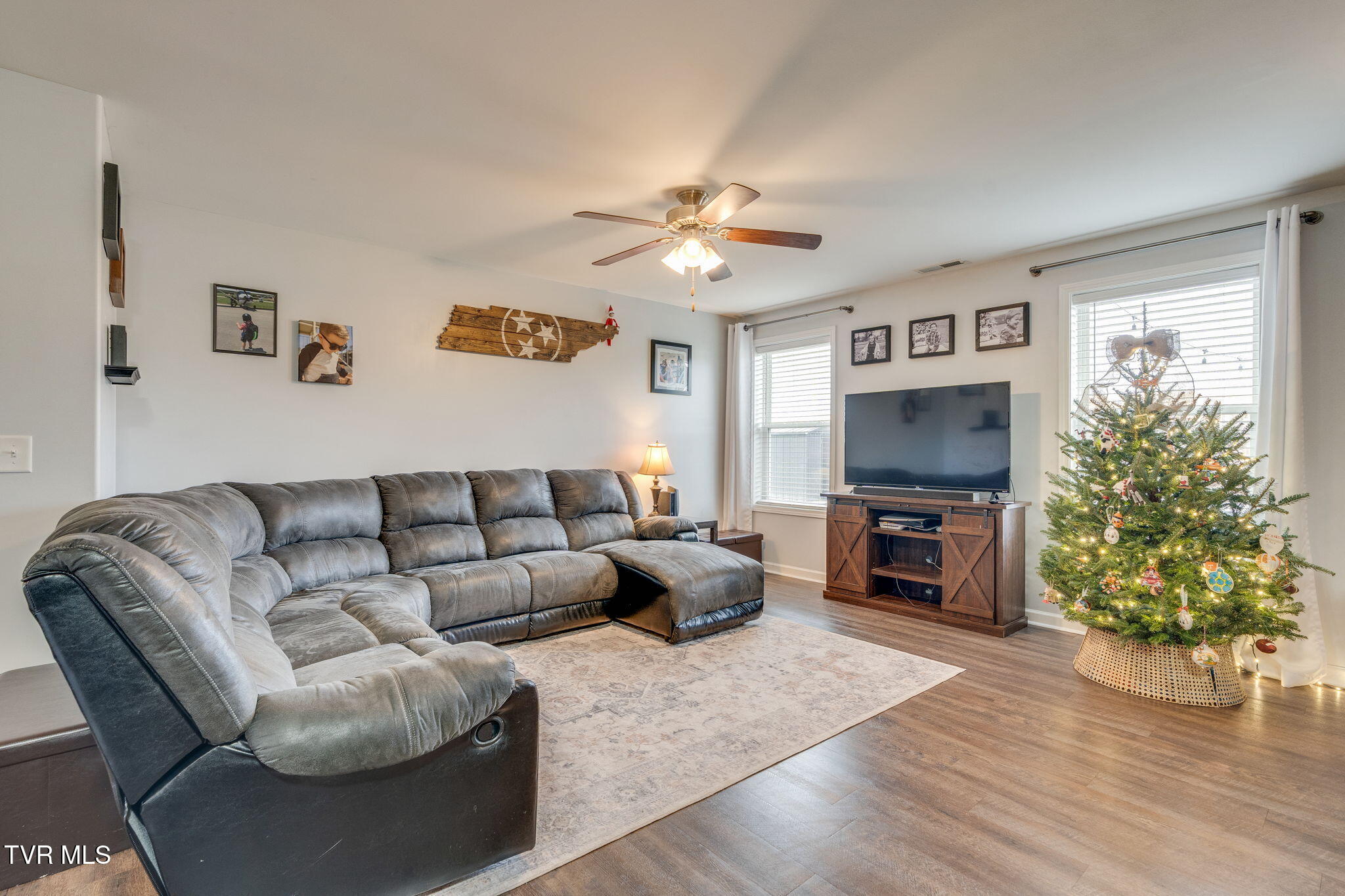 425 Manchester Place -