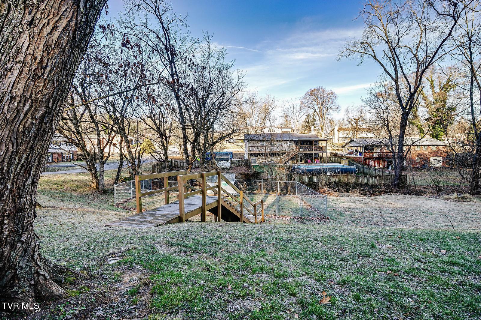 1140 Eastbrook Drive
