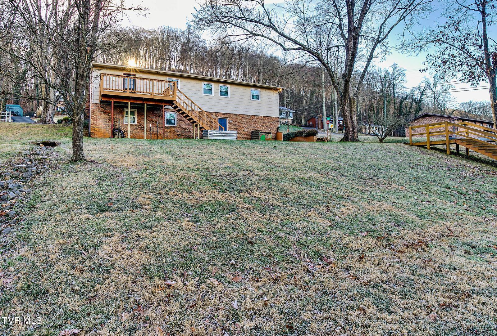 1140 Eastbrook Drive