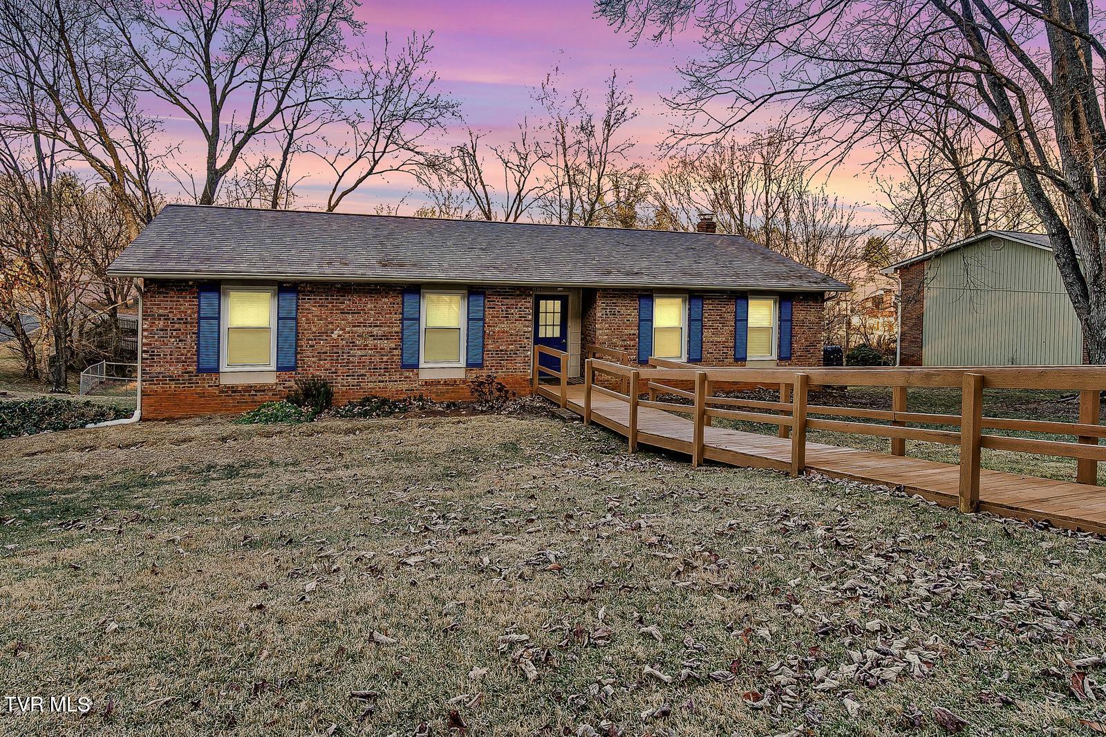1140 Eastbrook Drive