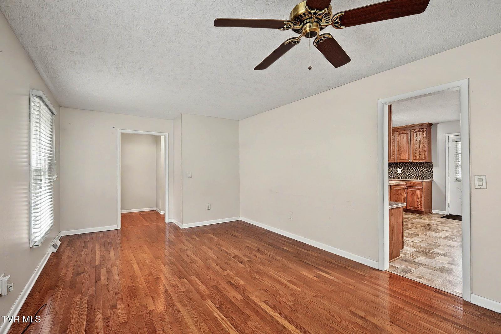 1140 Eastbrook Drive