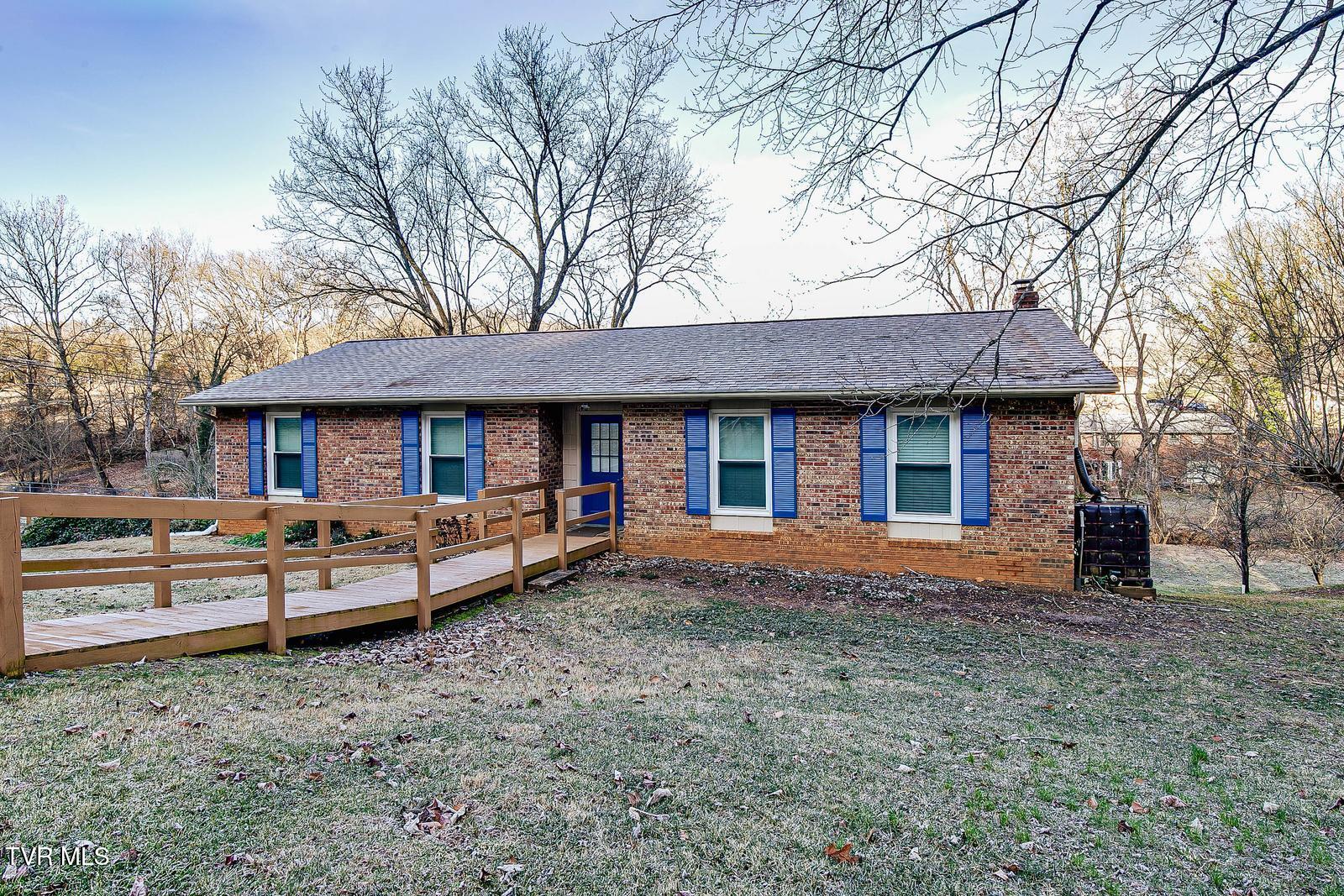 1140 Eastbrook Drive