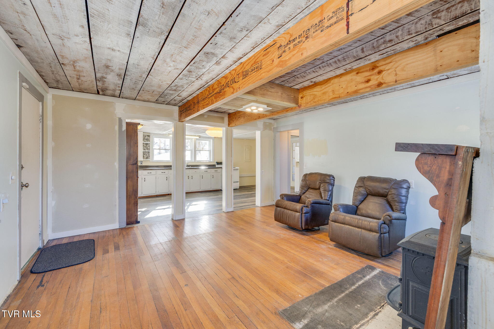 592 Heaton Creek Road