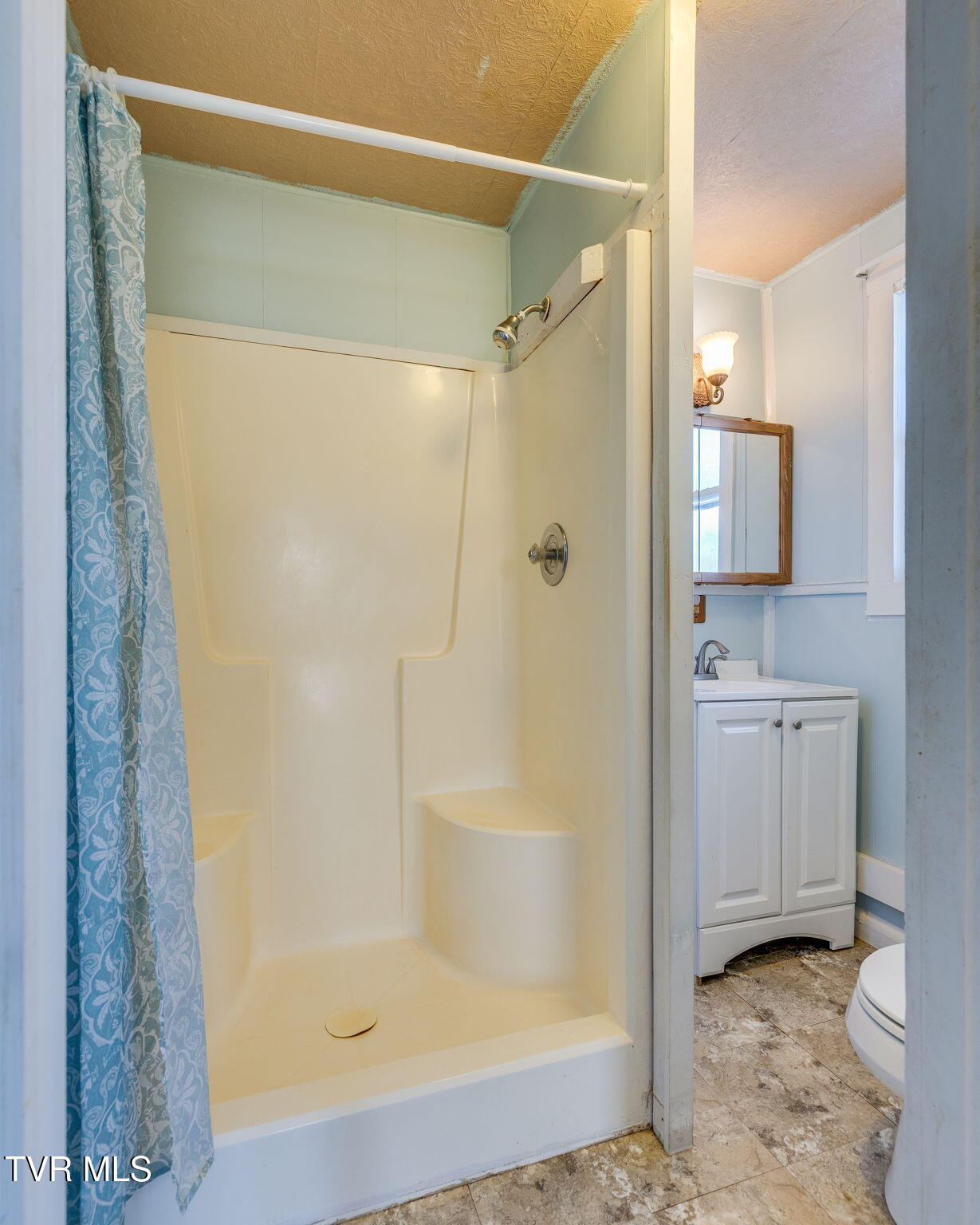 592 Heaton Creek Road