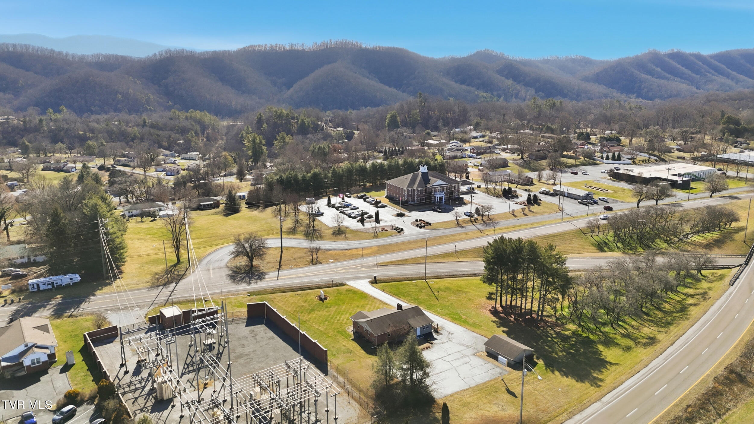 1510 Bluff City Highway