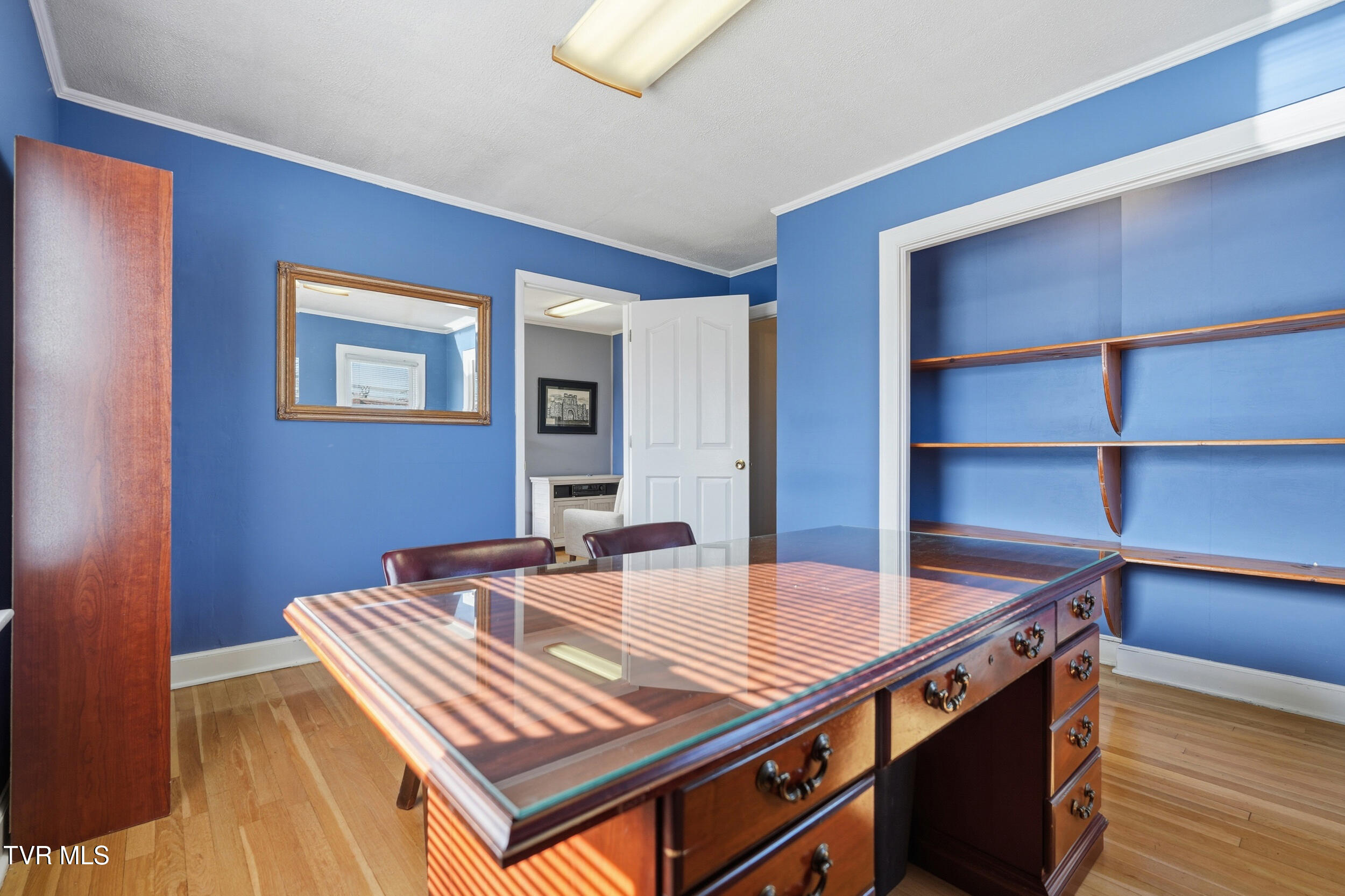 1510 Bluff City Highway