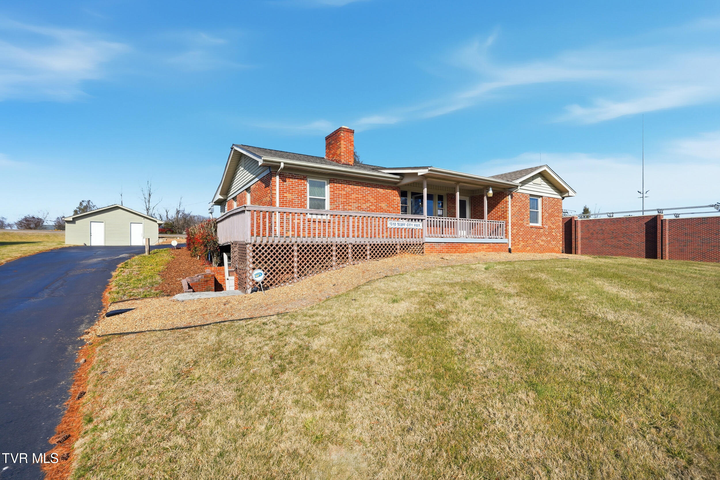 1510 Bluff City Highway