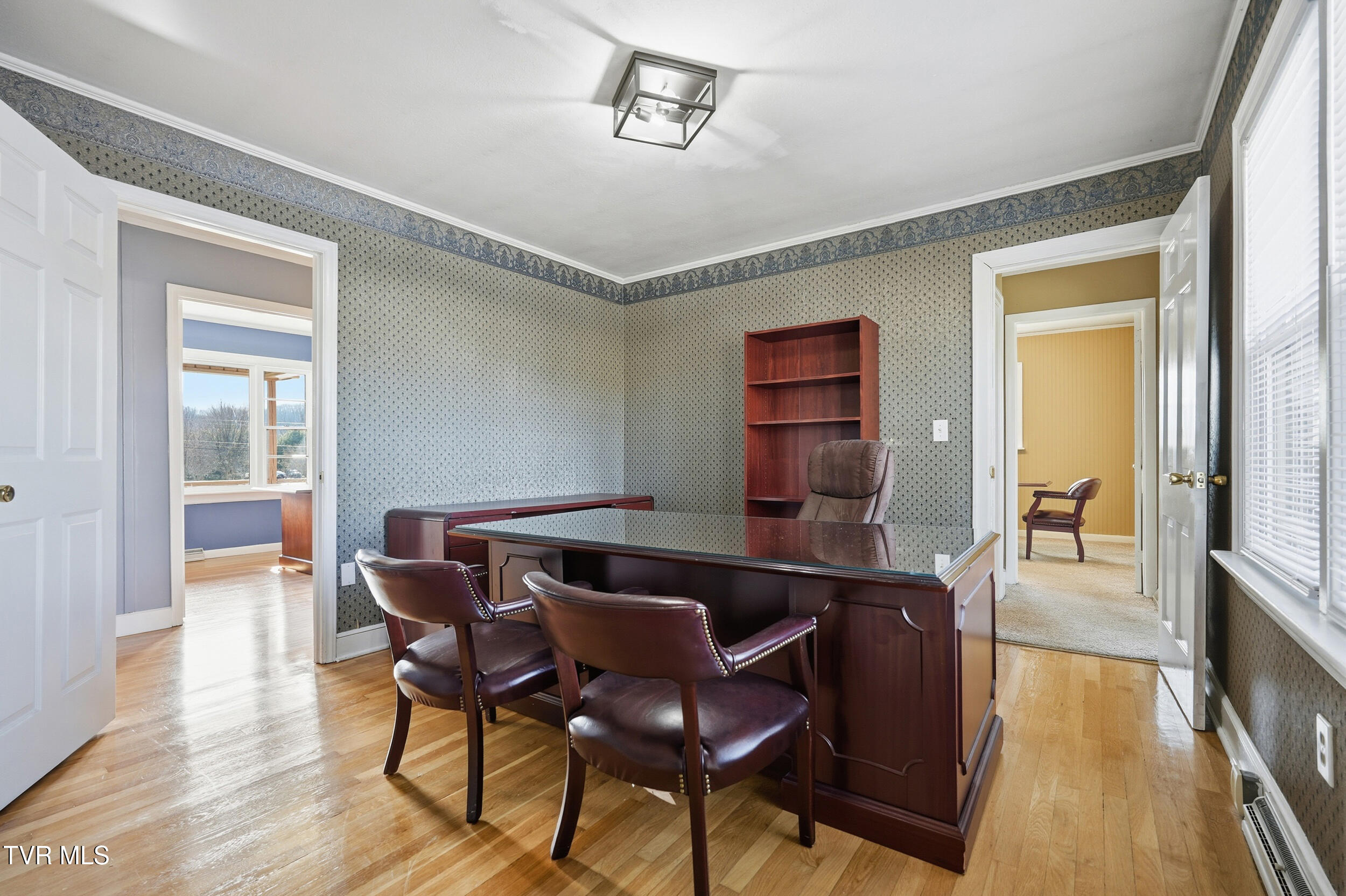 1510 Bluff City Highway