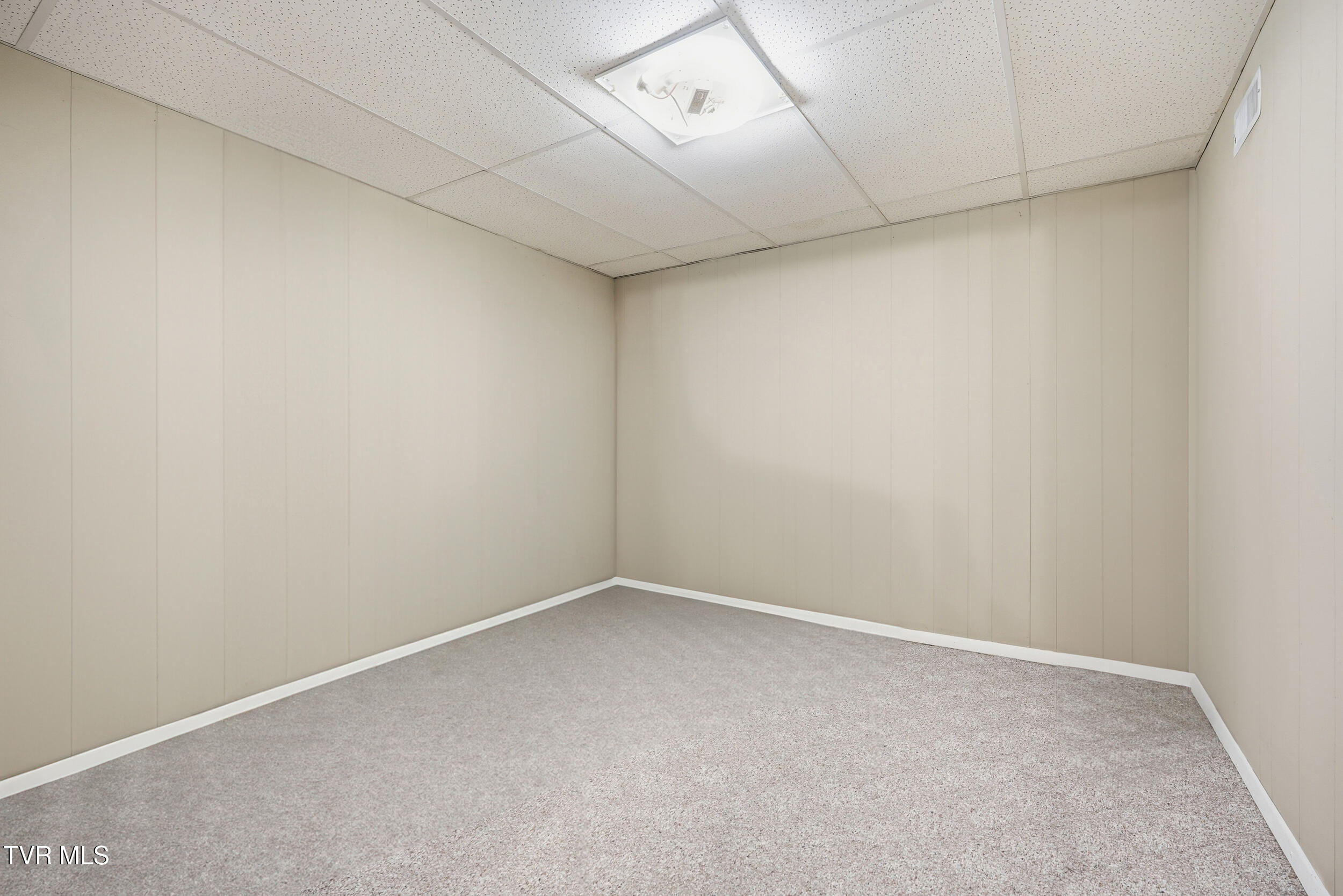 1510 Bluff City Highway