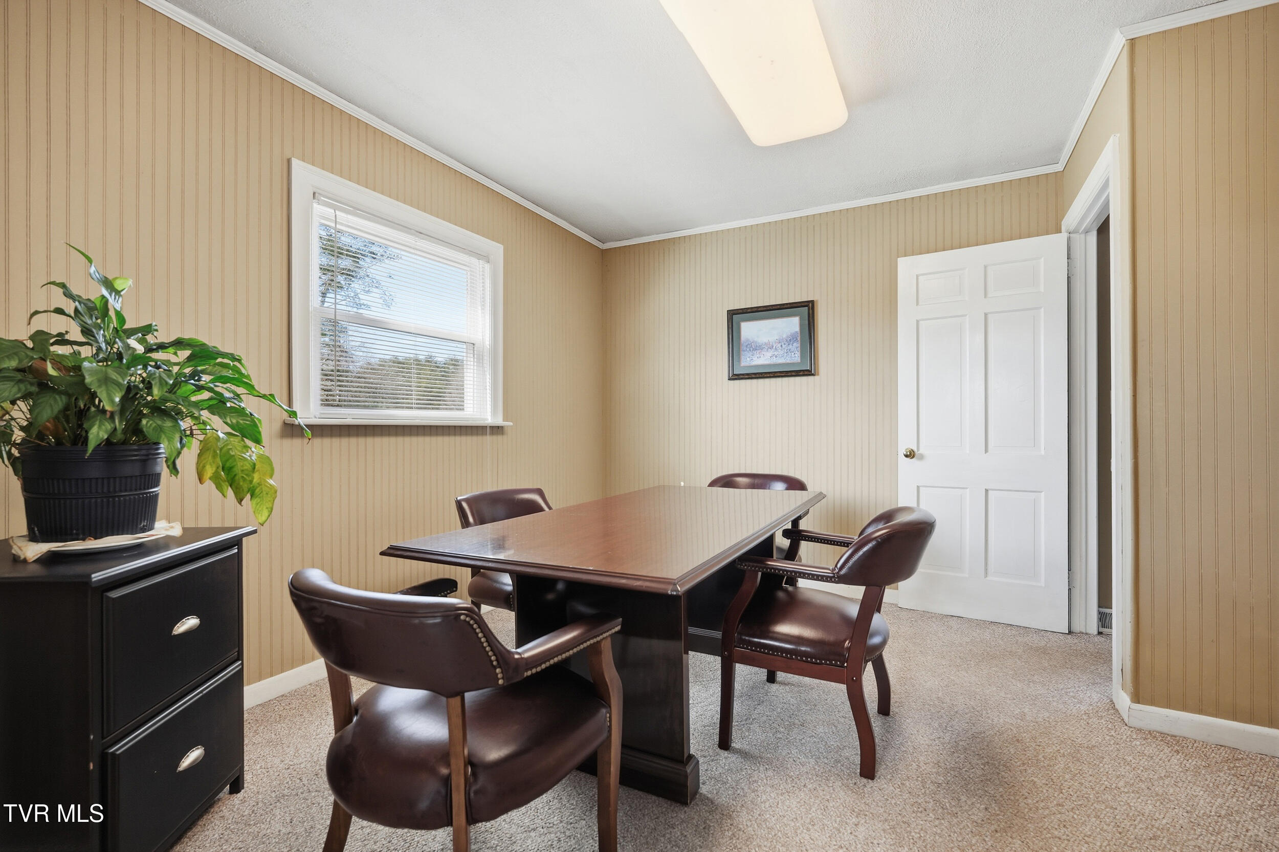 1510 Bluff City Highway