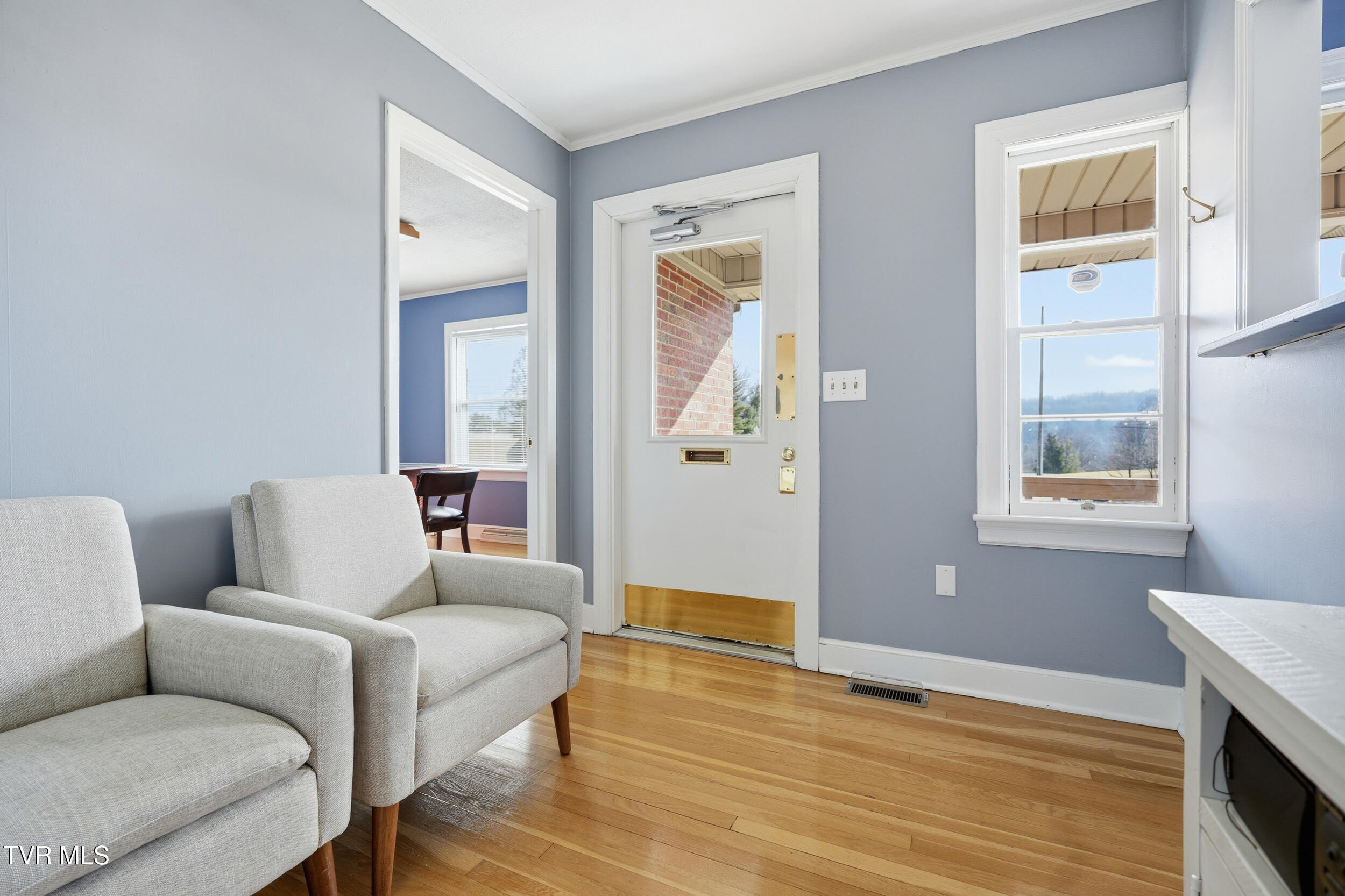 1510 Bluff City Highway