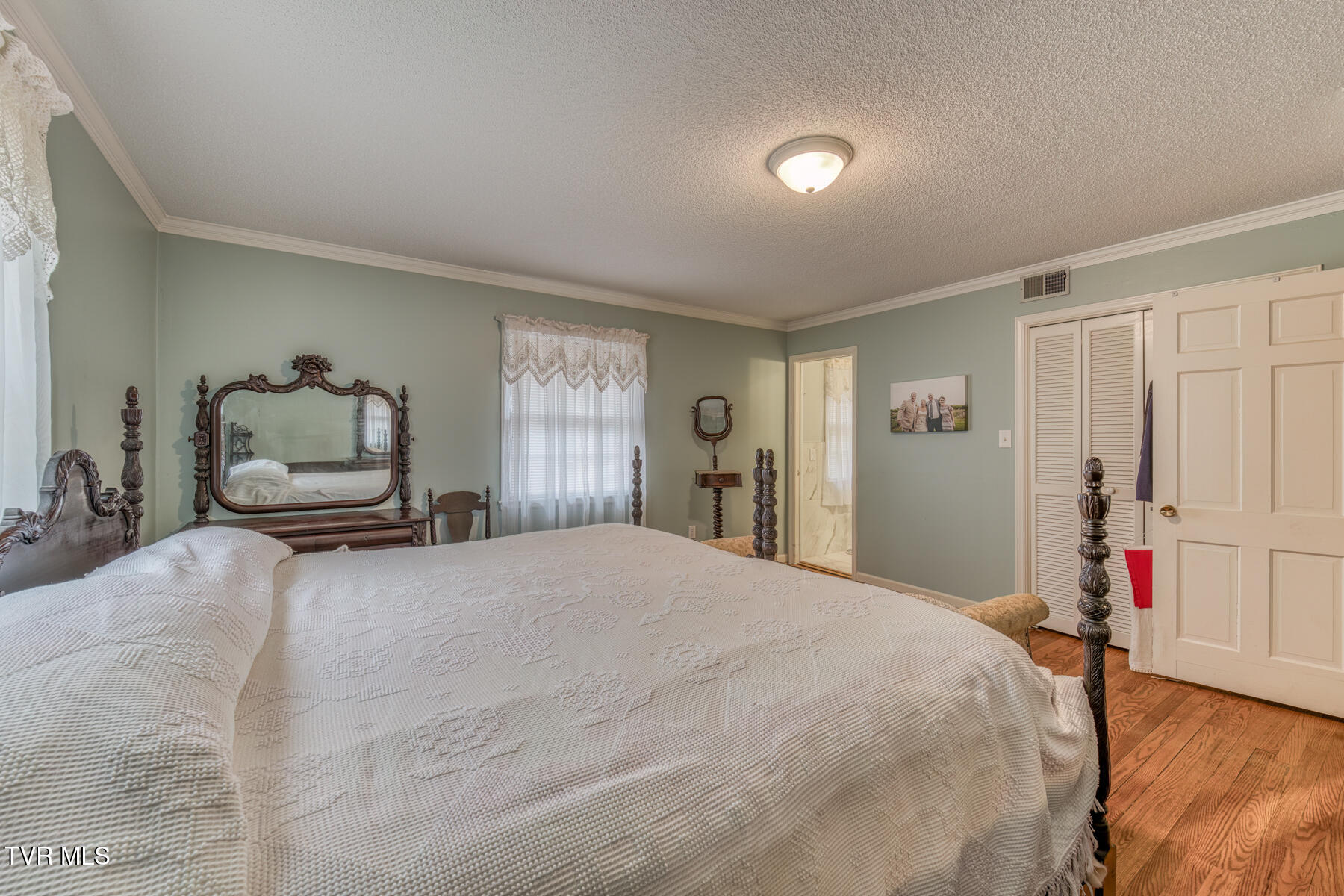 305 Overbrook Drive