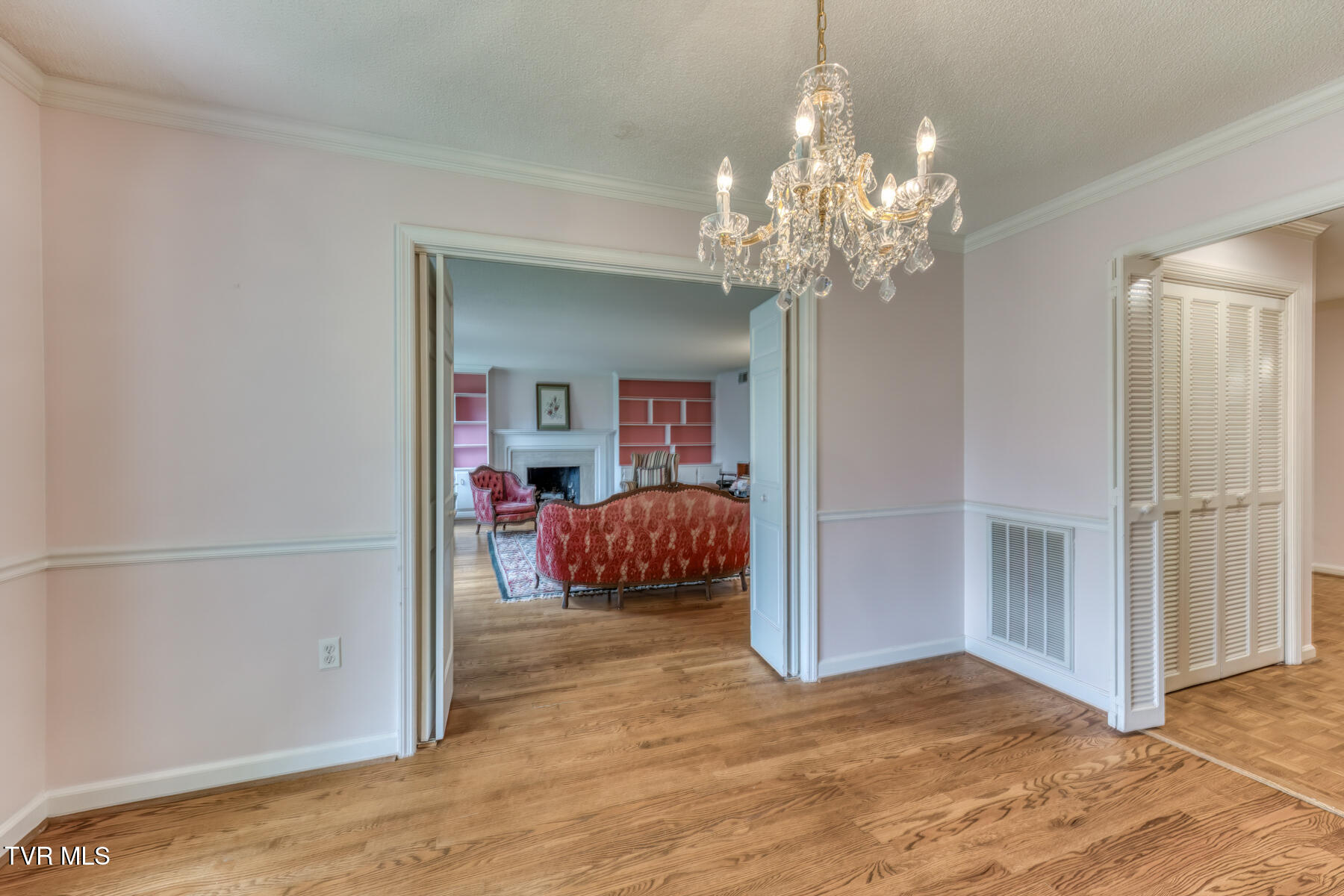 305 Overbrook Drive