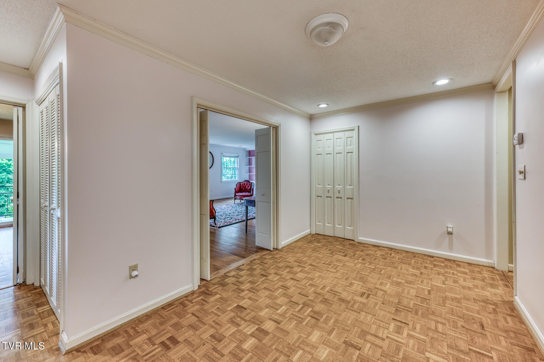 305 Overbrook Drive