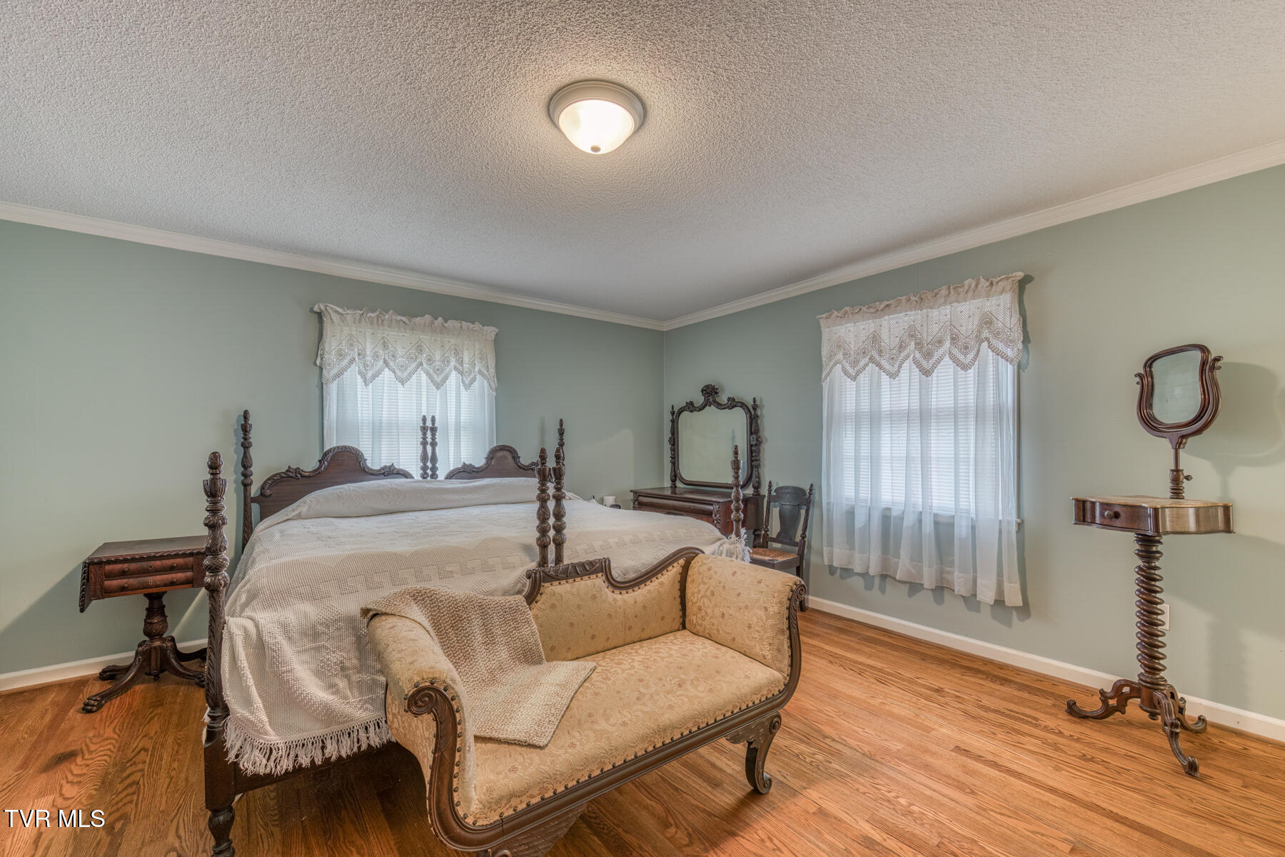 305 Overbrook Drive