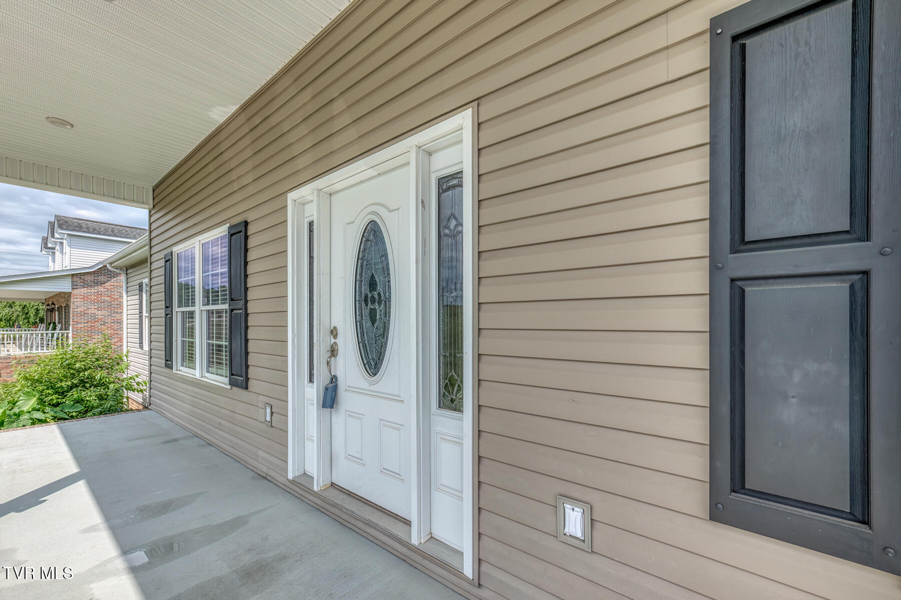 228 Country Meadows Circle