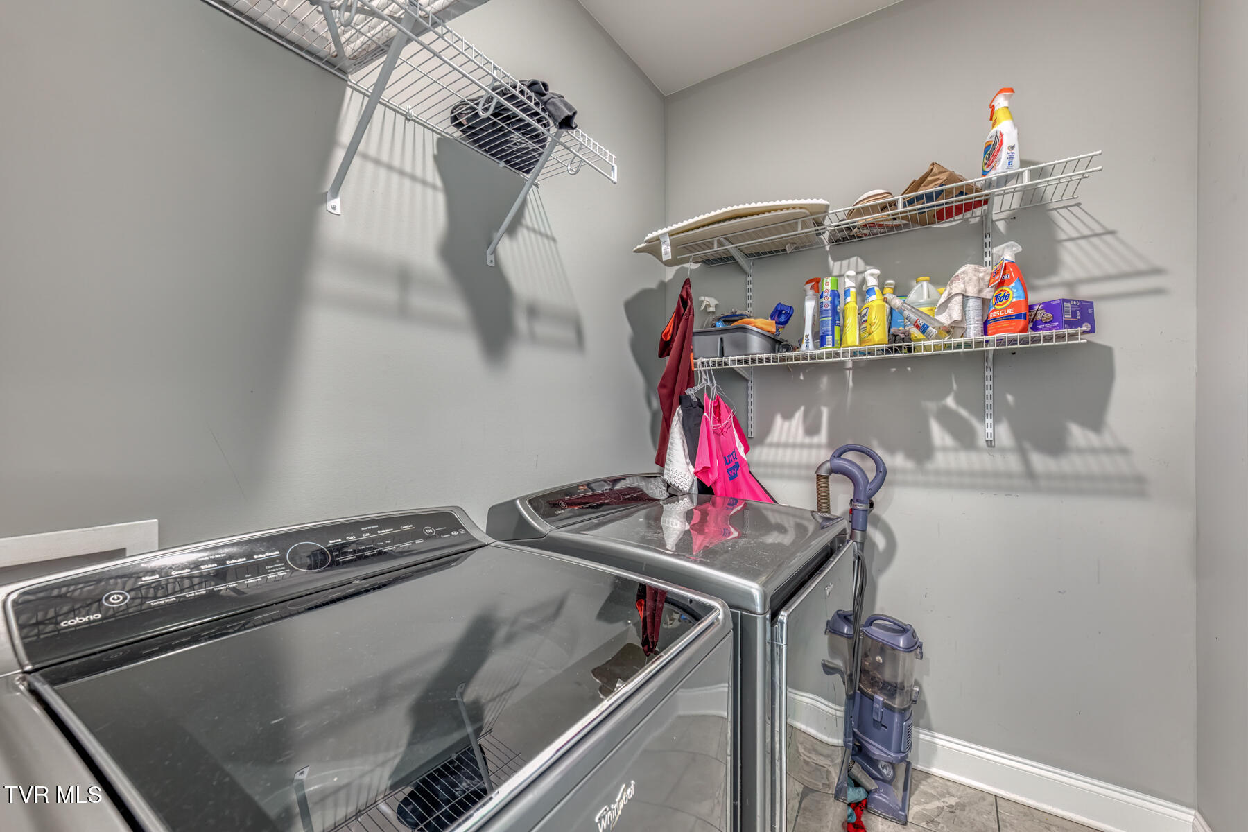 228 Country Meadows Circle
