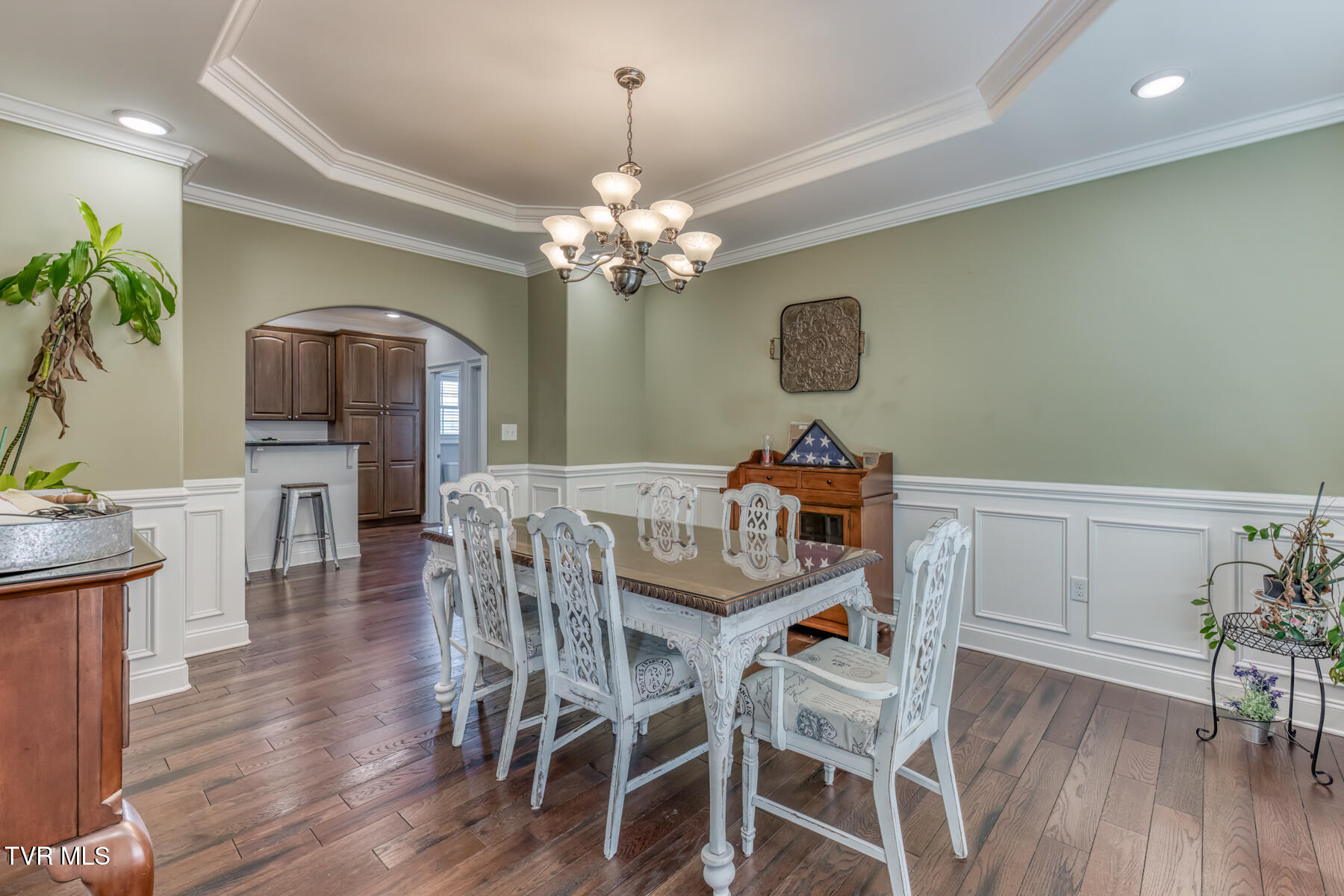 228 Country Meadows Circle