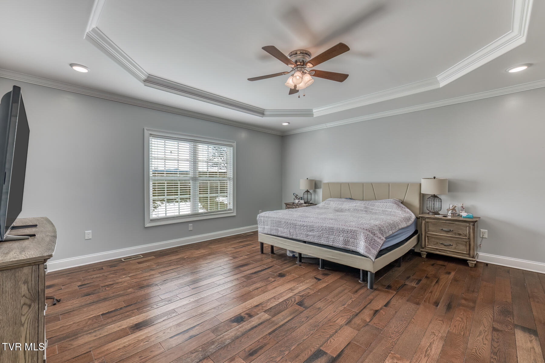 228 Country Meadows Circle