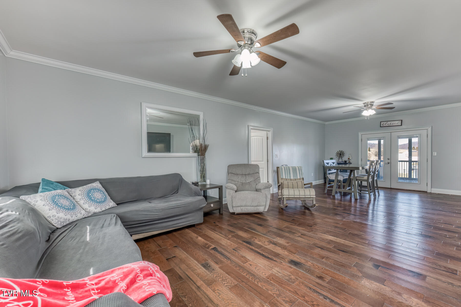 228 Country Meadows Circle