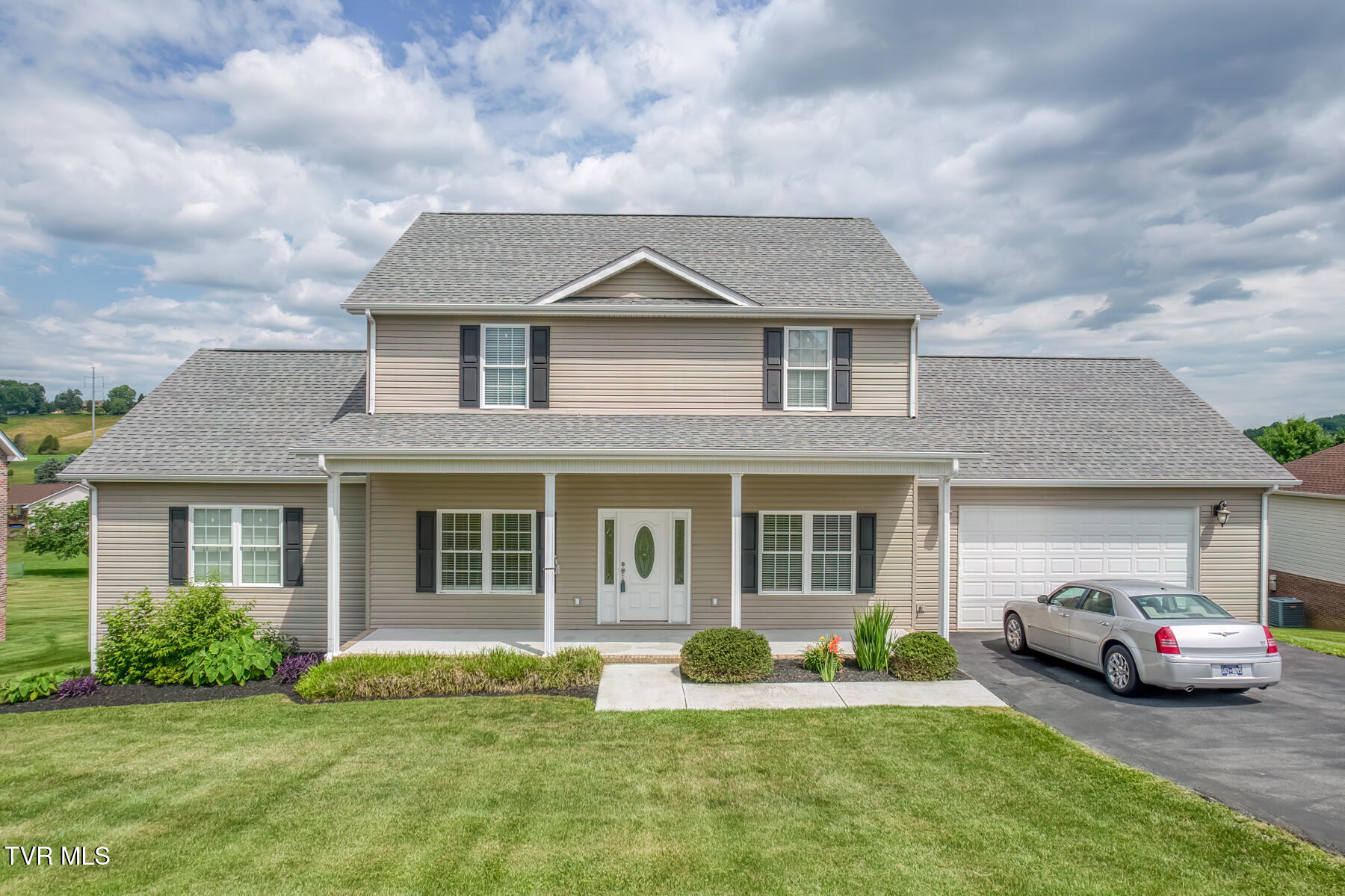 228 Country Meadows Circle