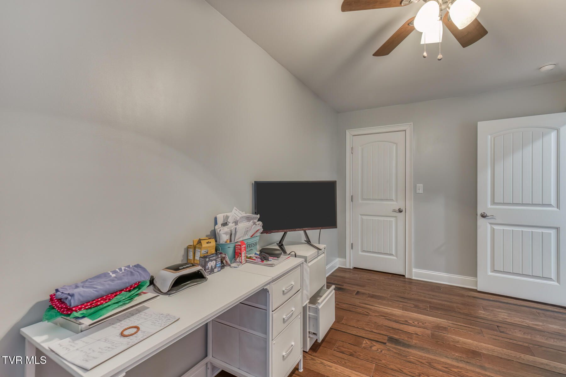 228 Country Meadows Circle