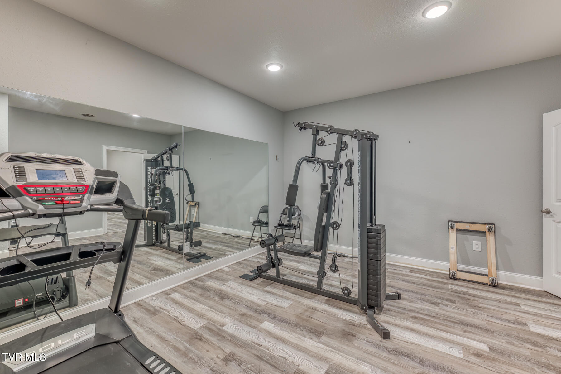 228 Country Meadows Circle