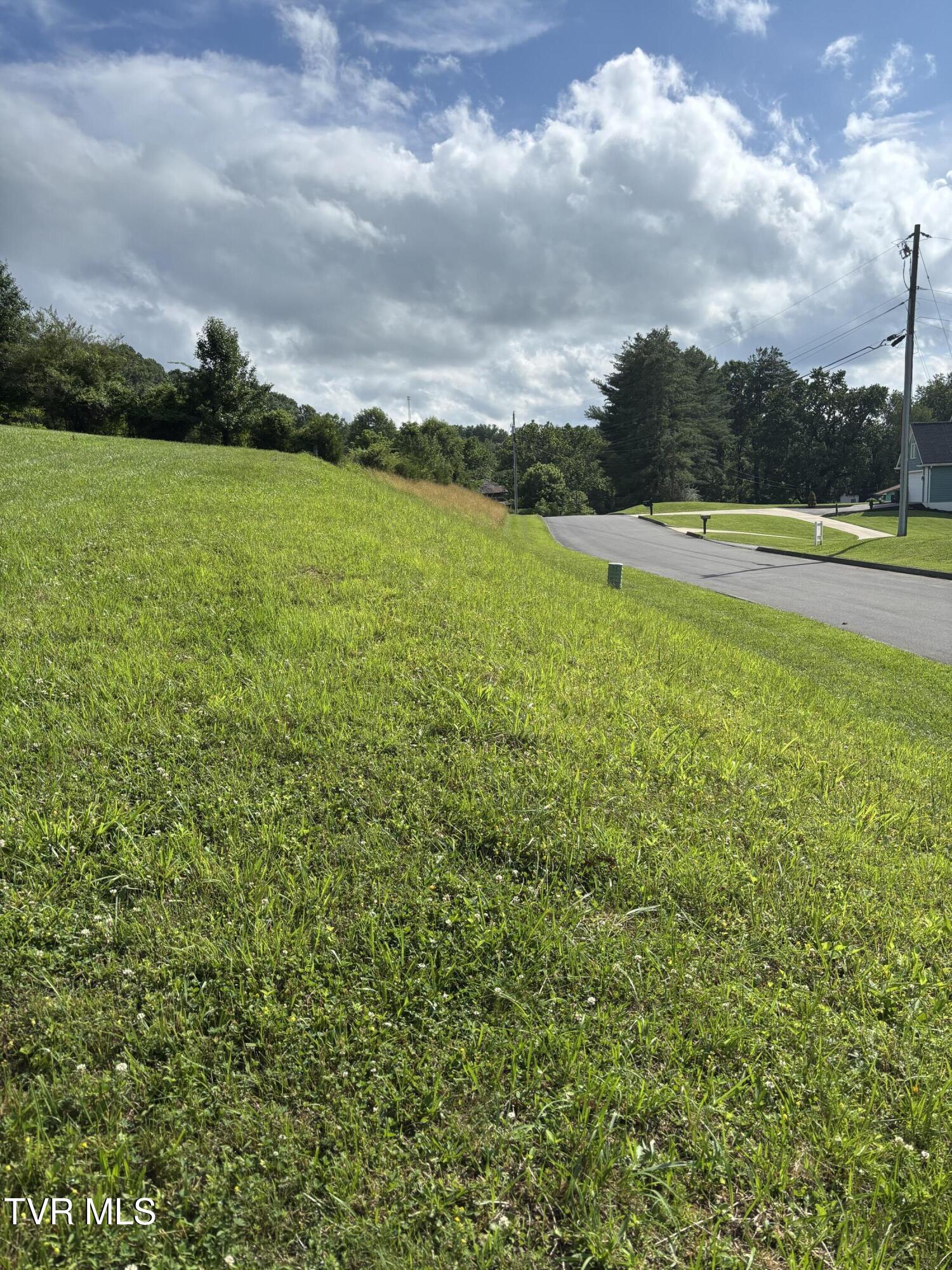 1095 Reynolds Road