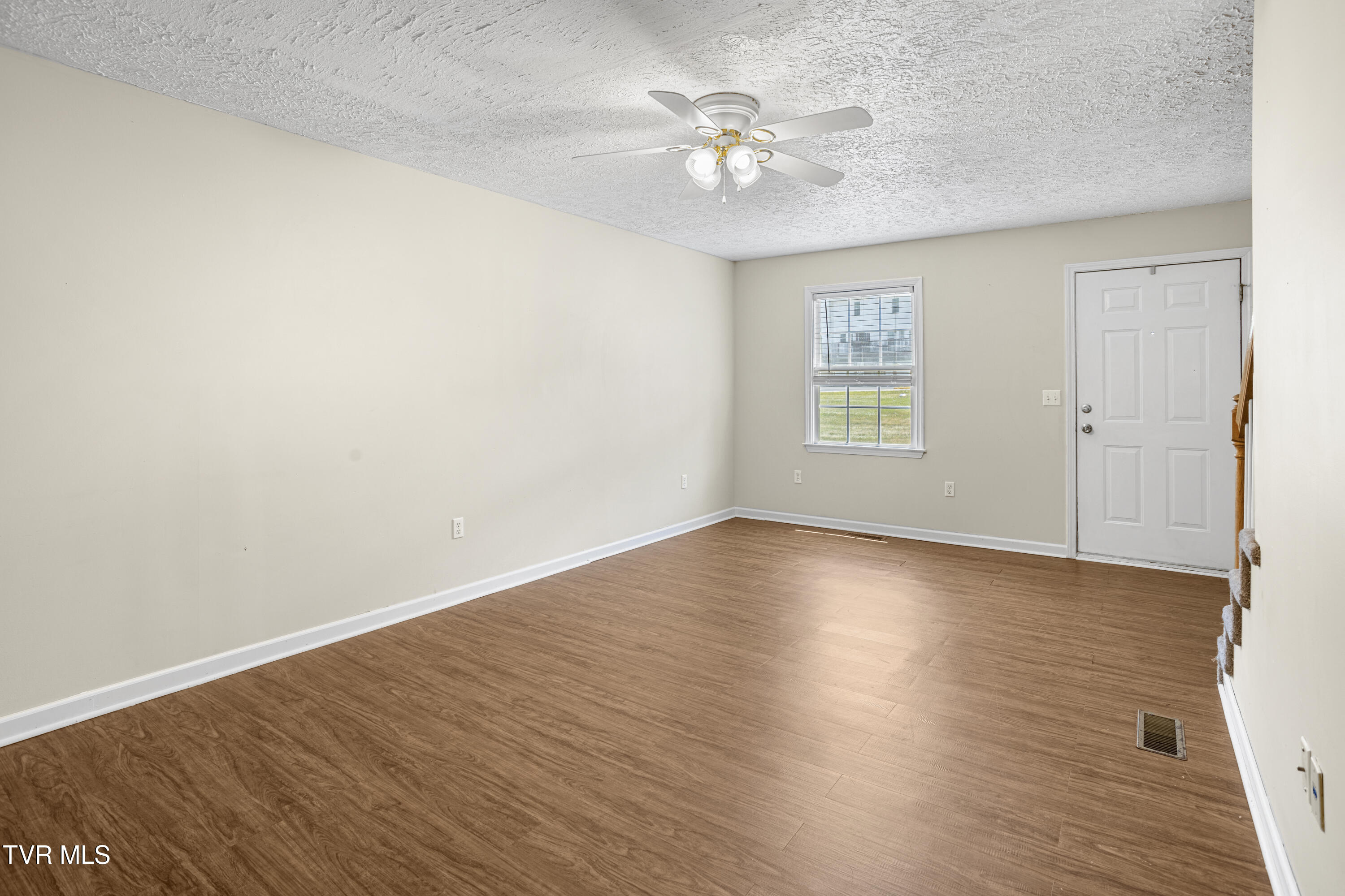 660 Beaverview Drive 660