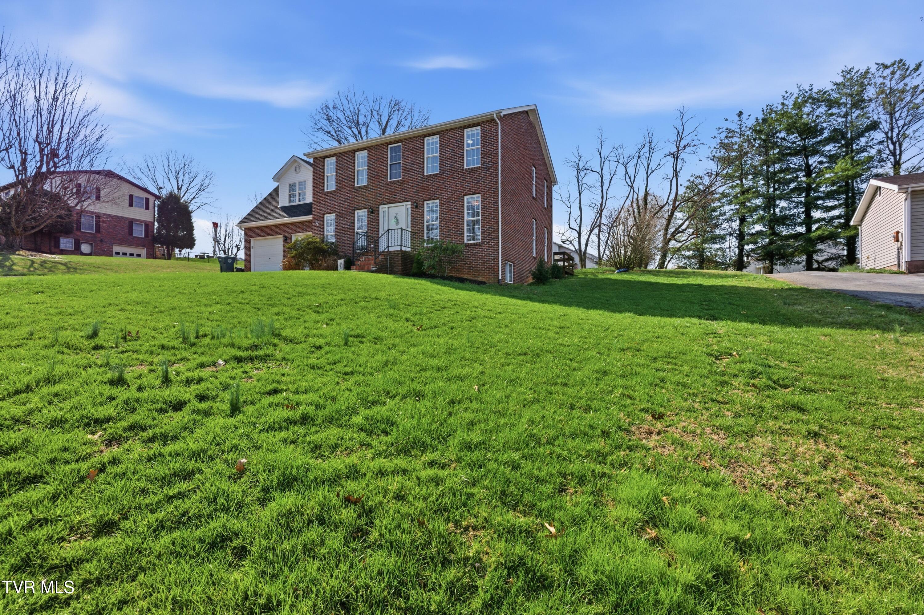 249 Mosswood Lane