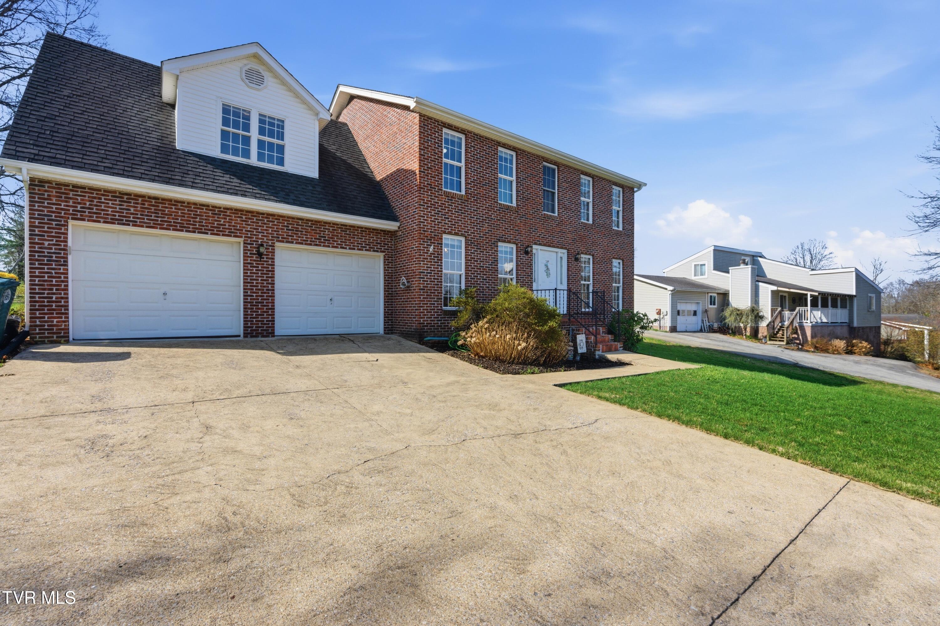 249 Mosswood Lane