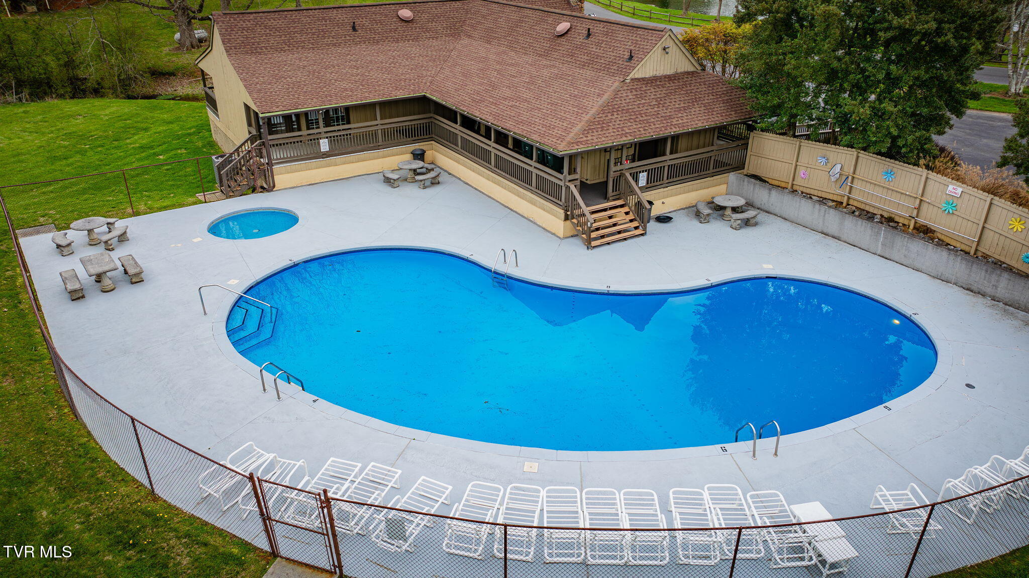 2506 Beechwood Drive