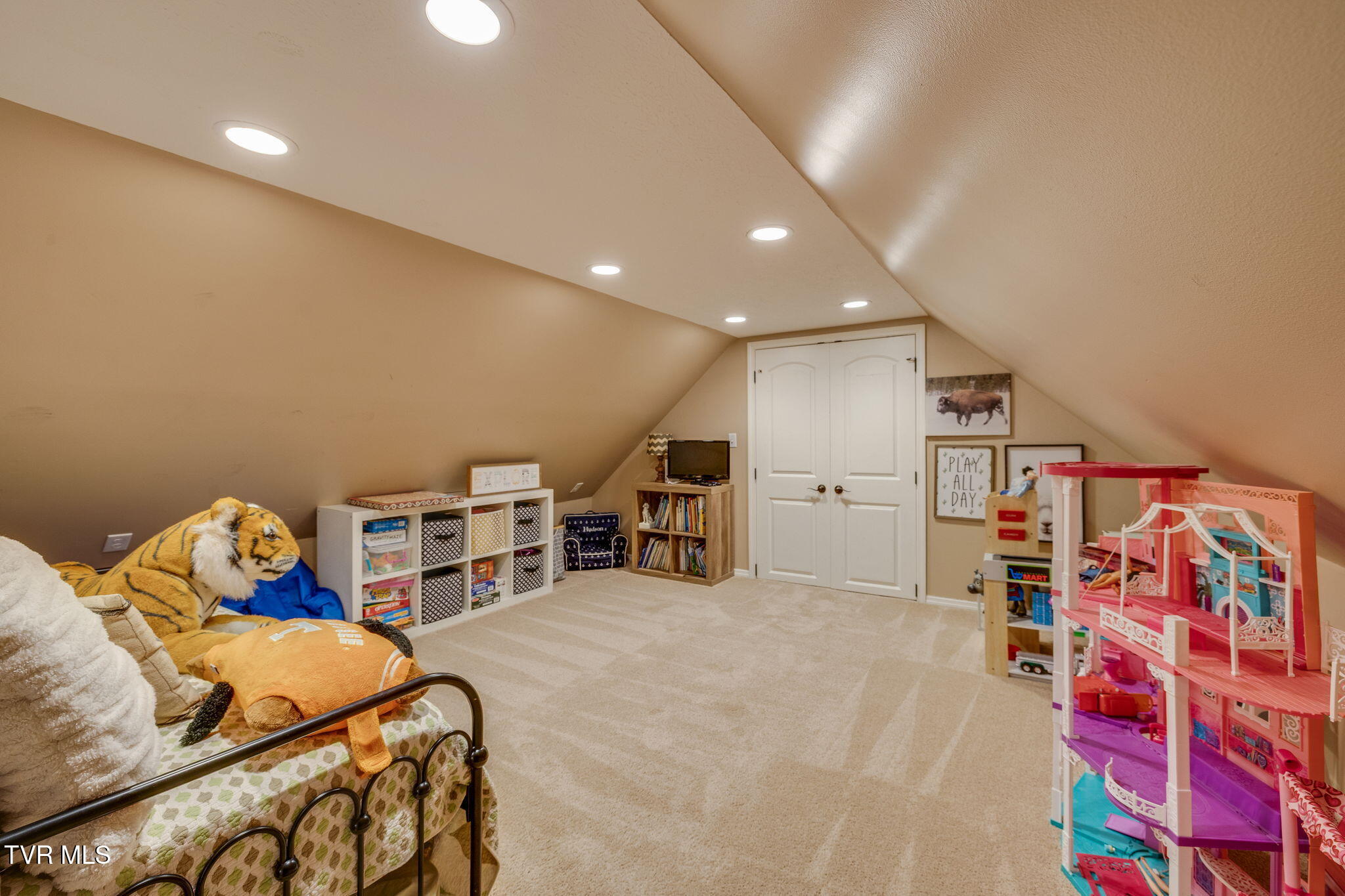 2506 Beechwood Drive