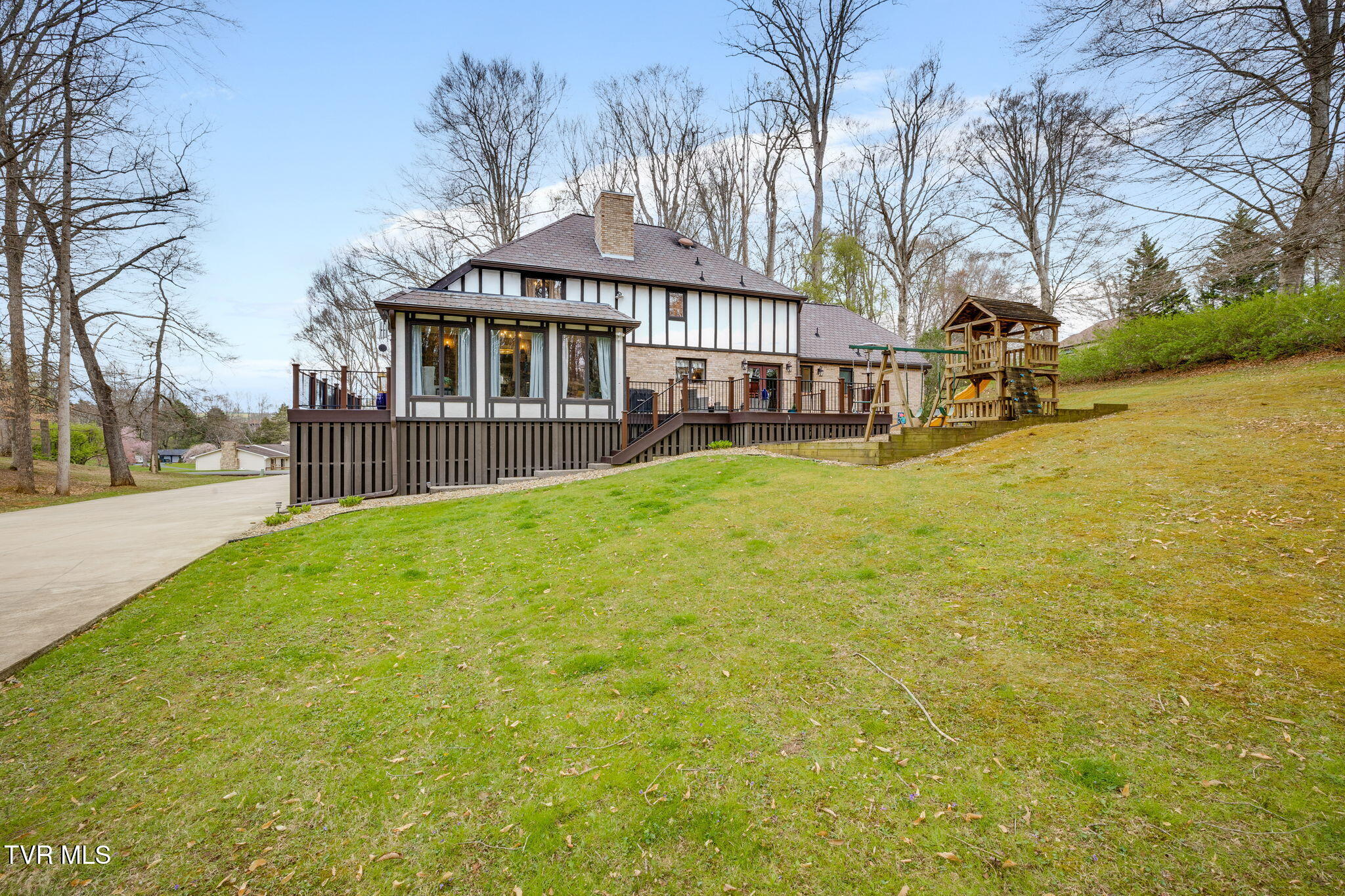 2506 Beechwood Drive