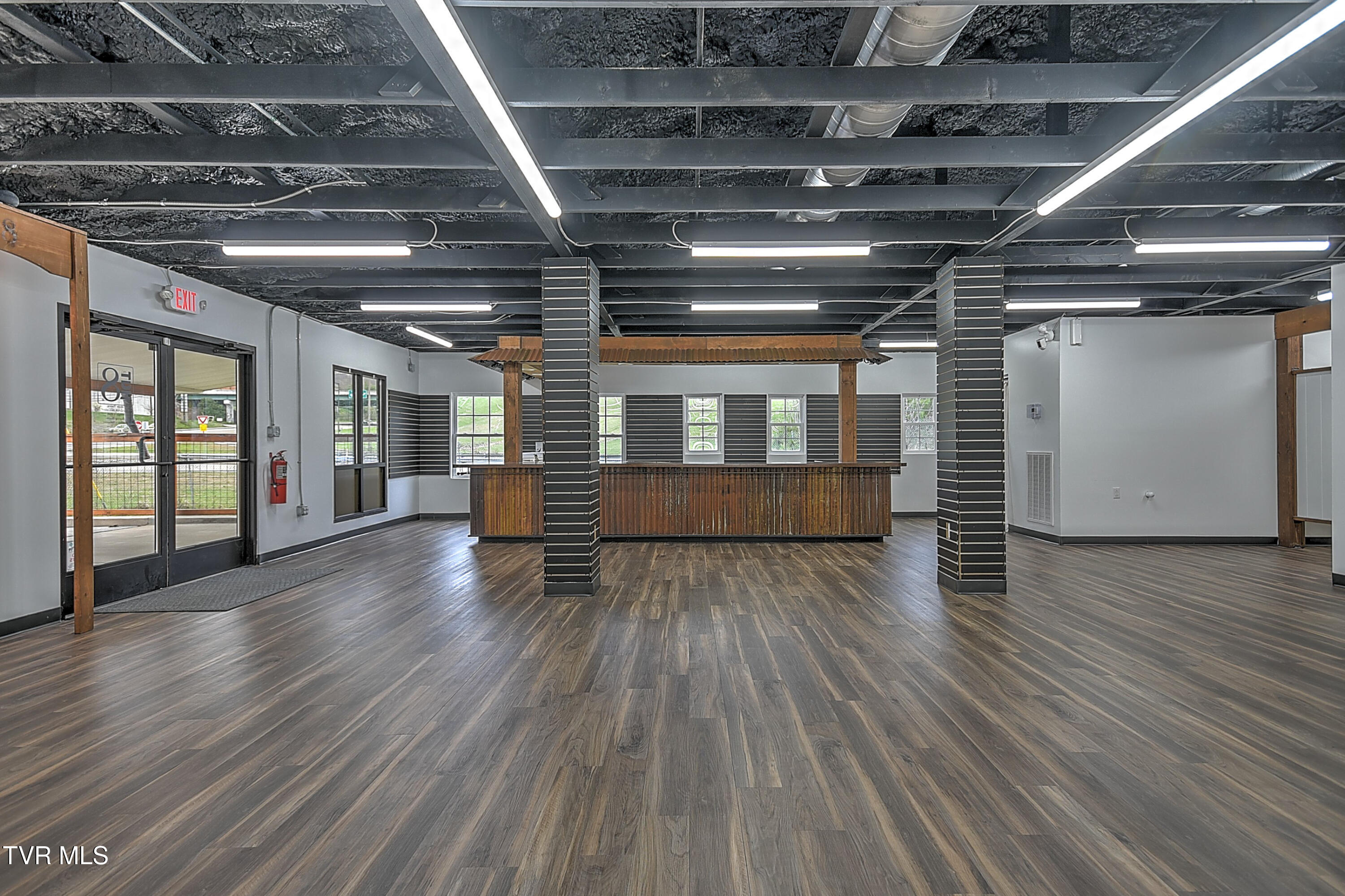 3100 North Roan Street